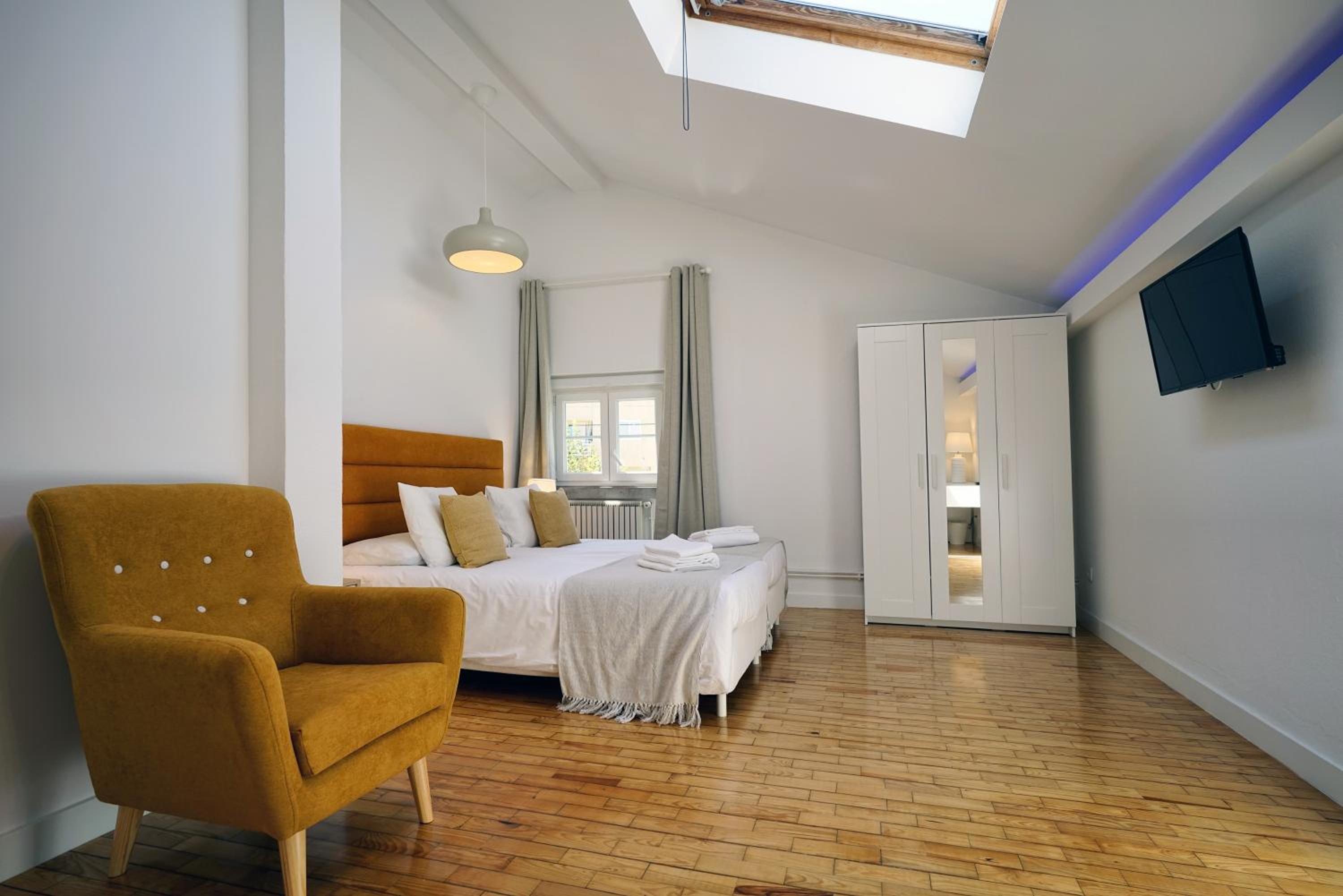 Standard Triple Room - Photo 1