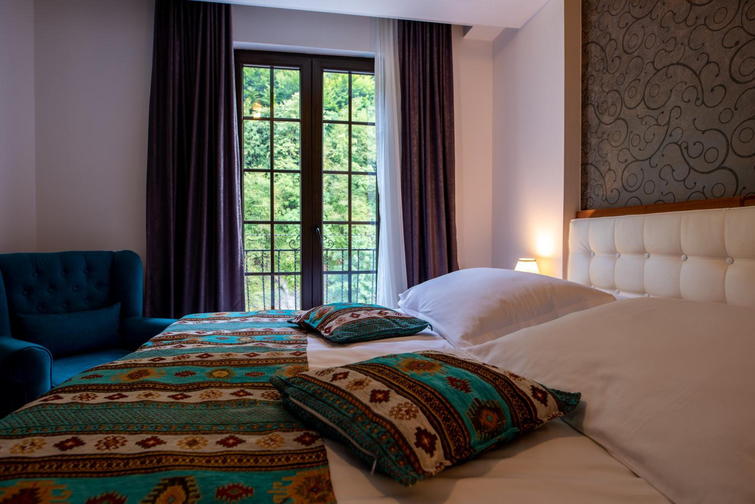 Standard Double Room with Street View - Photo 8