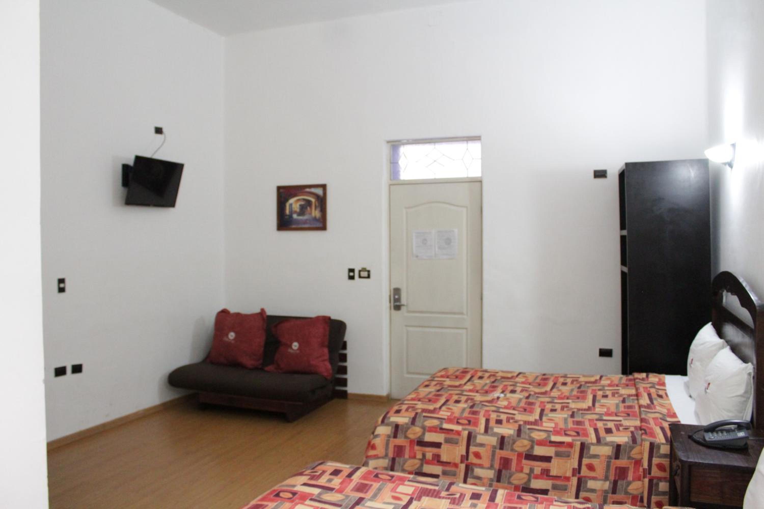 Double Room with Two Double Beds photo 1