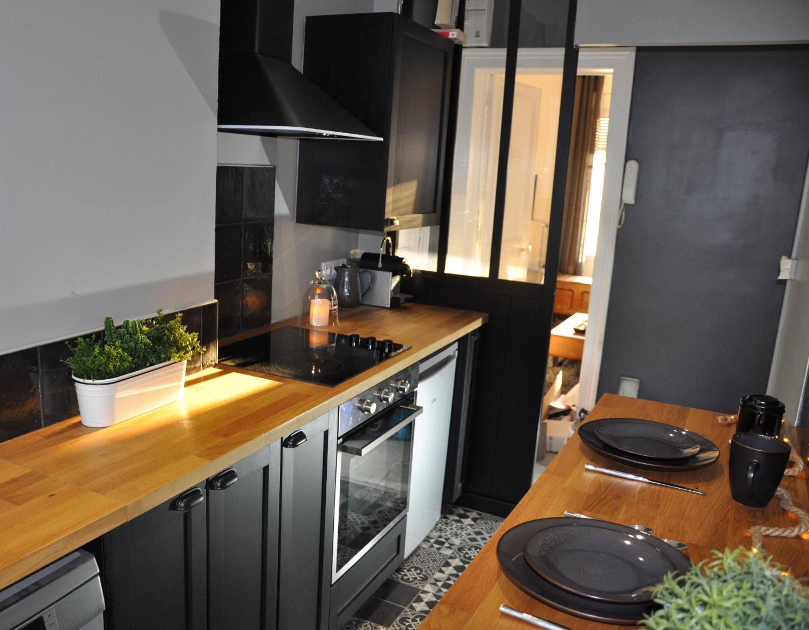 One-Bedroom Apartment - Photo 6
