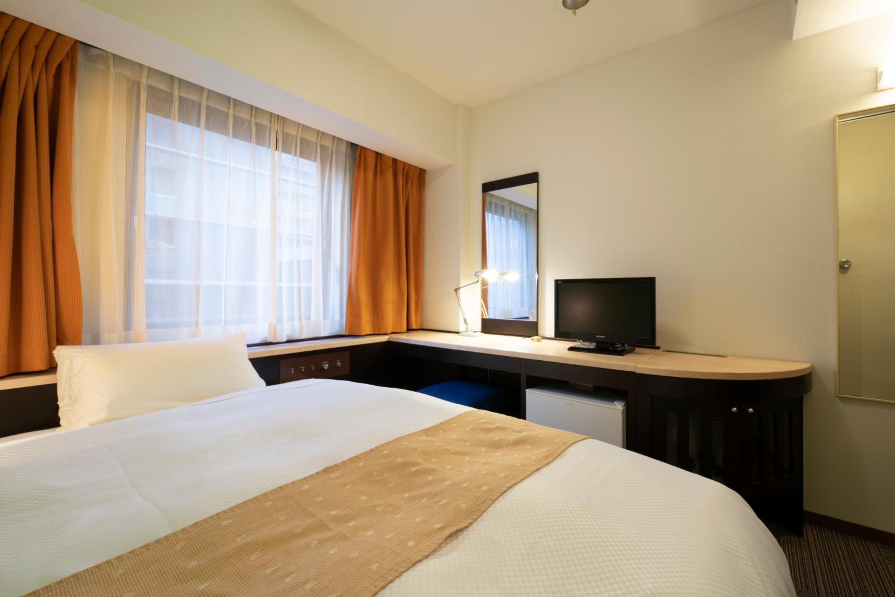 Economy Double Room - Non-Smoking photo 2