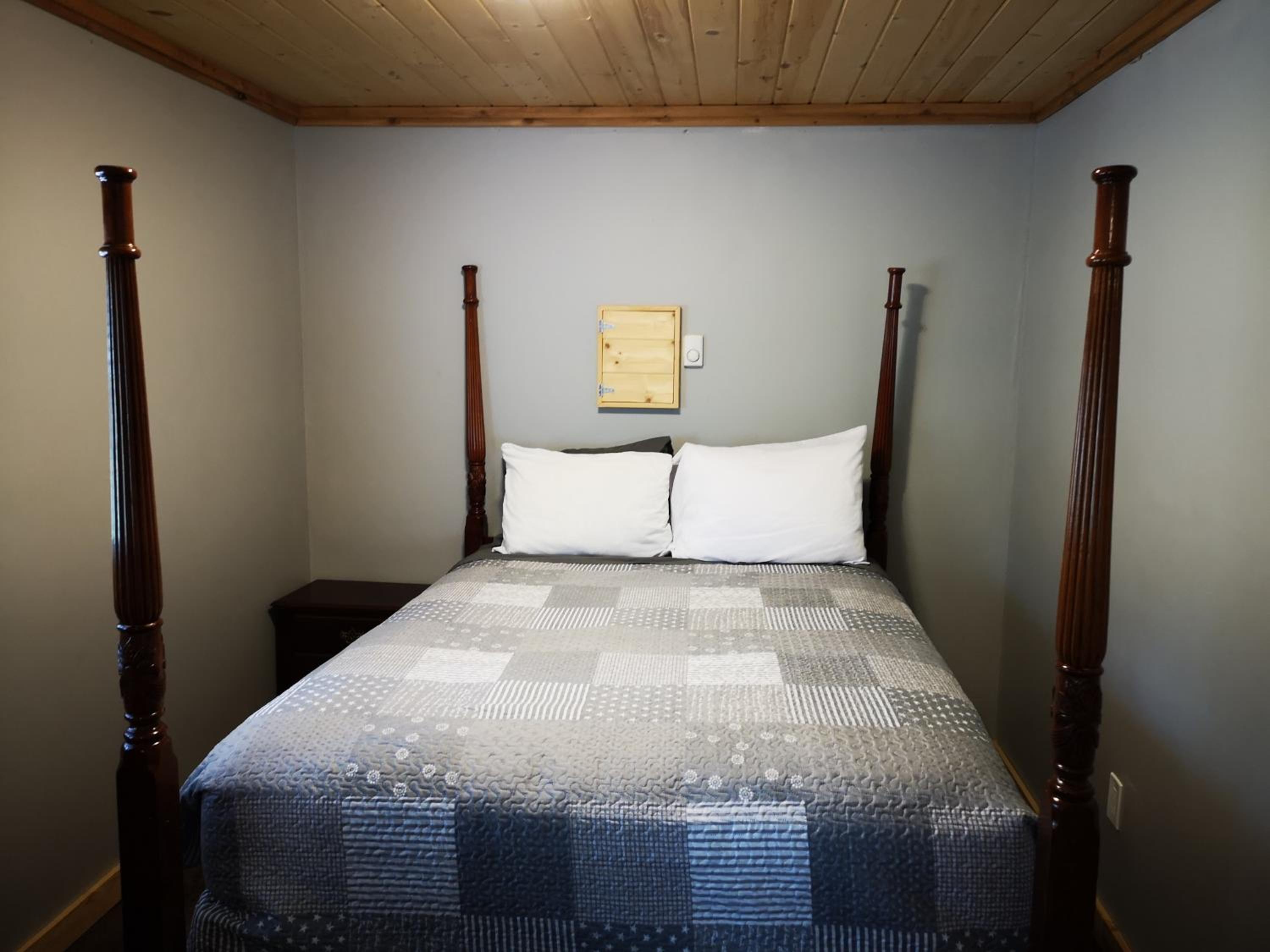 Deluxe Cabin photo 3