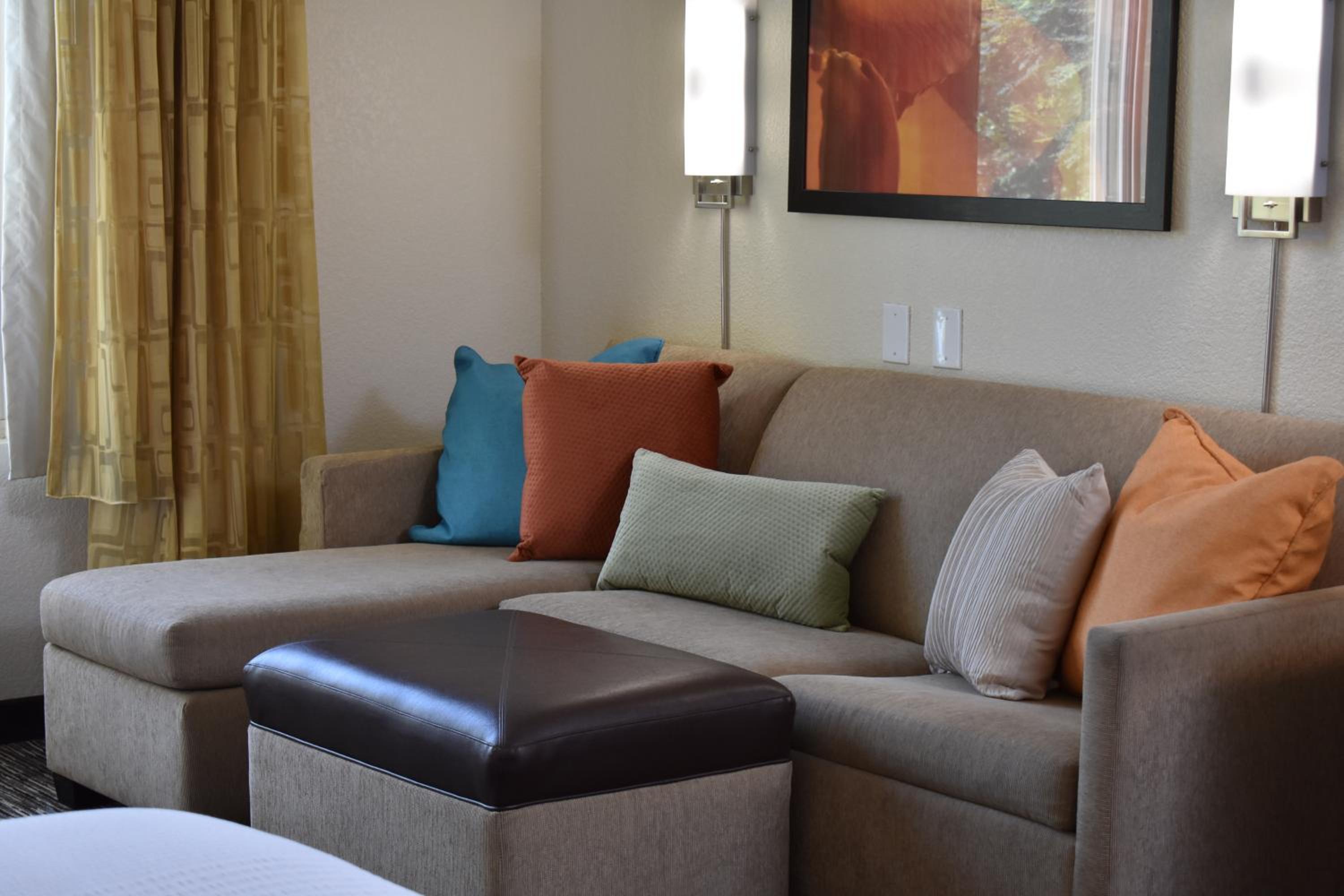 Studio Queen Suite