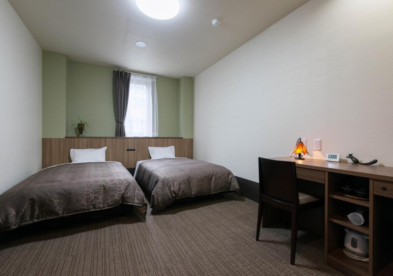 Twin Room - Disability Access - Non-Smoking - Photo 1