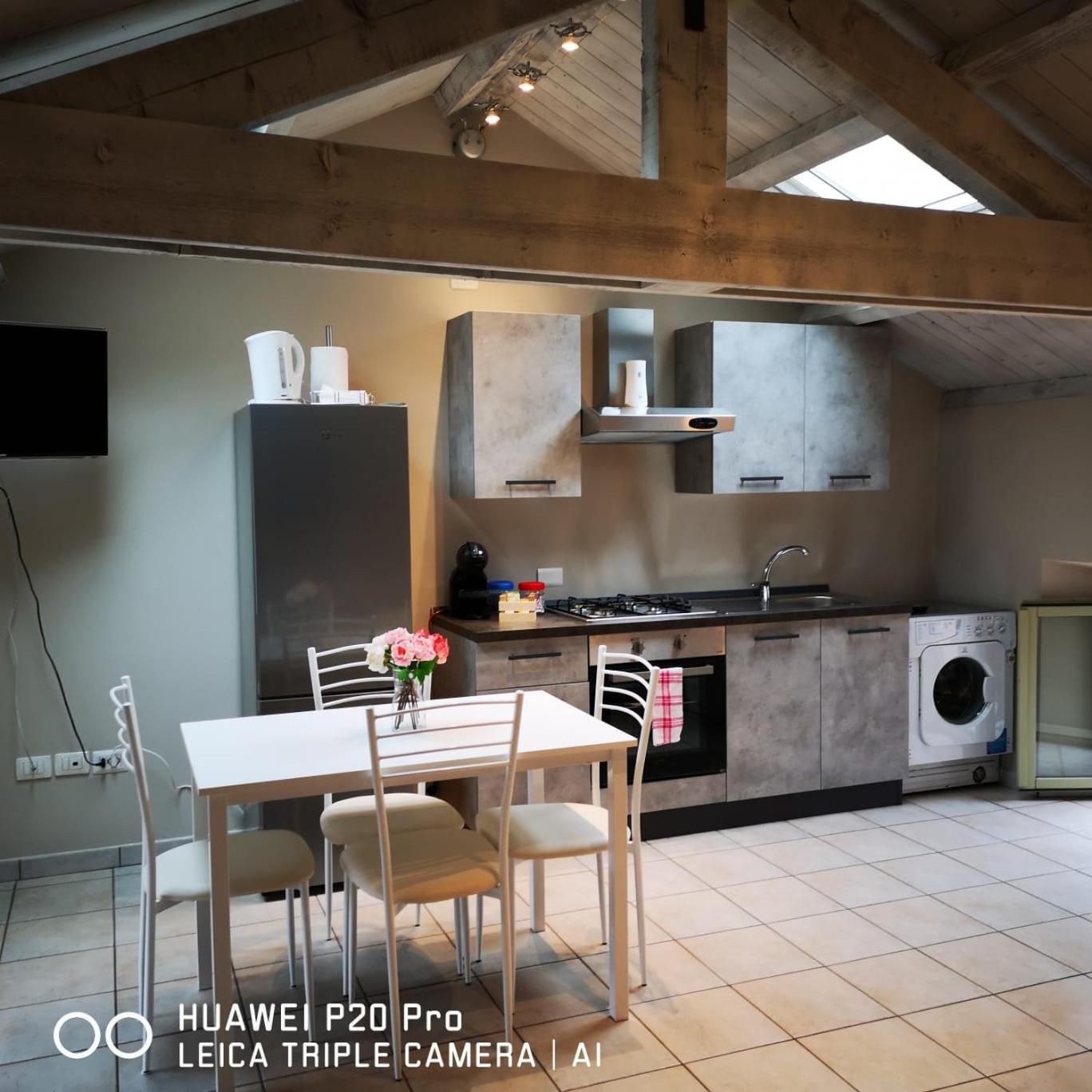 One-Bedroom Apartment - Photo 7