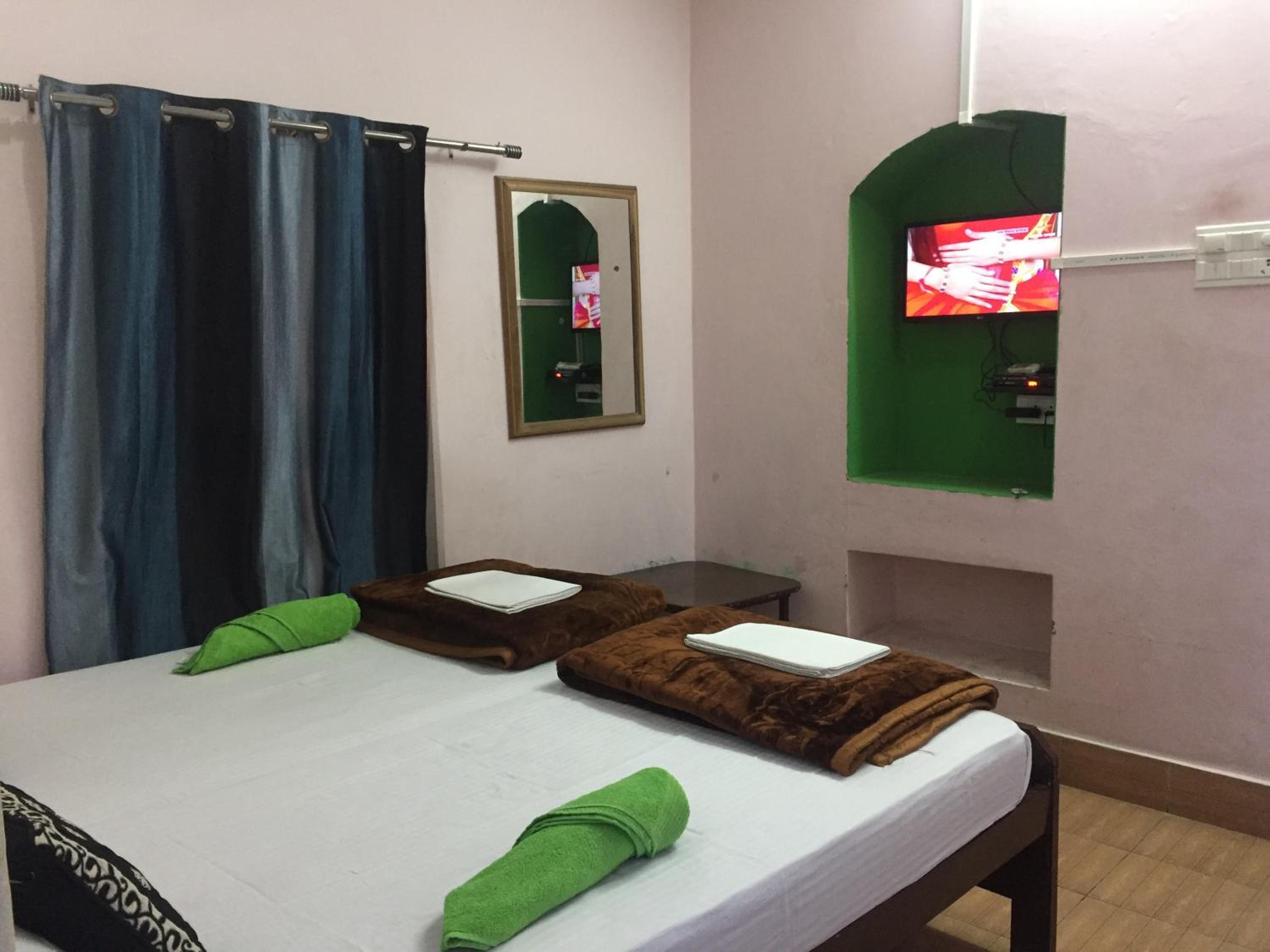 Deluxe Double Room photo 2