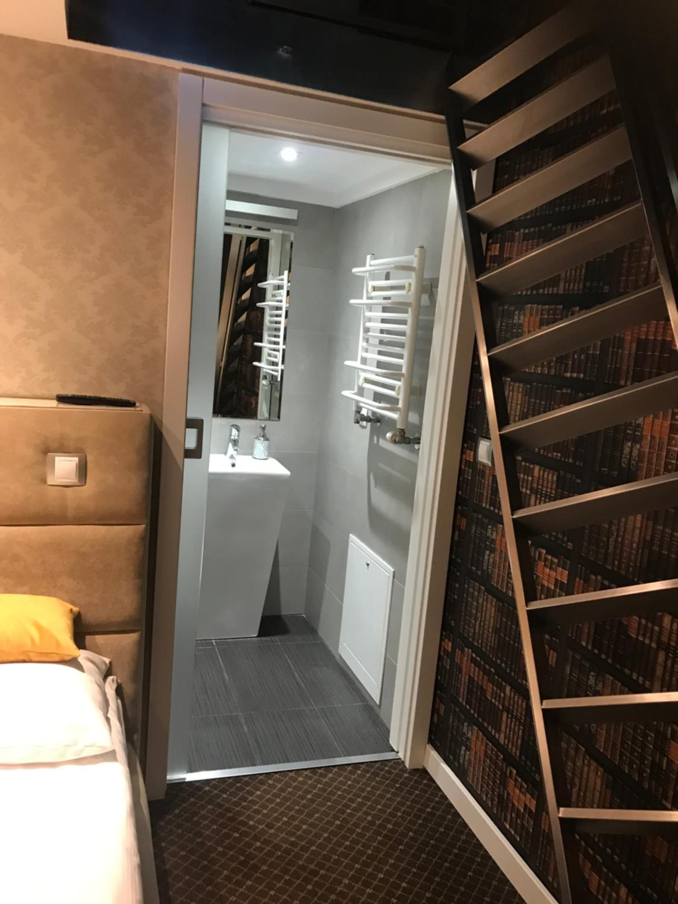 Deluxe Junior Suite - Photo 1