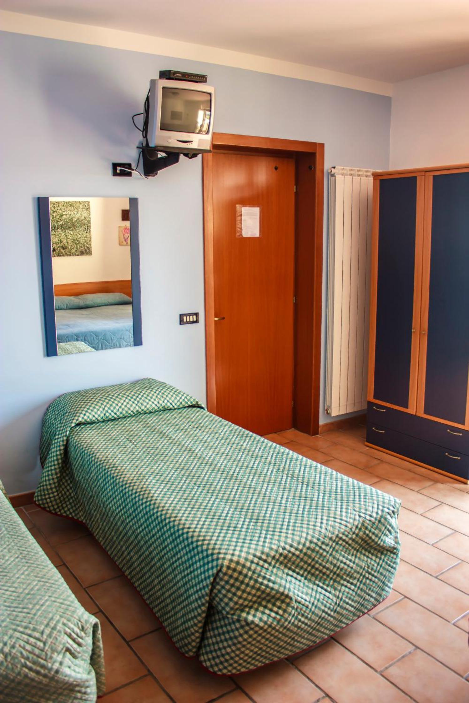 Economy Single Room