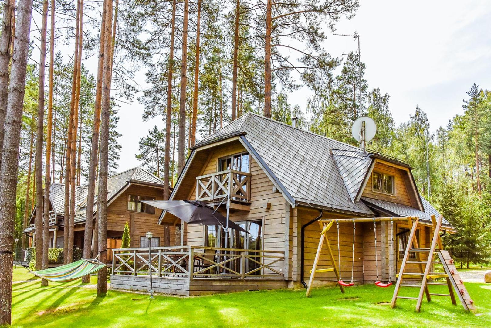 Villa photo 3