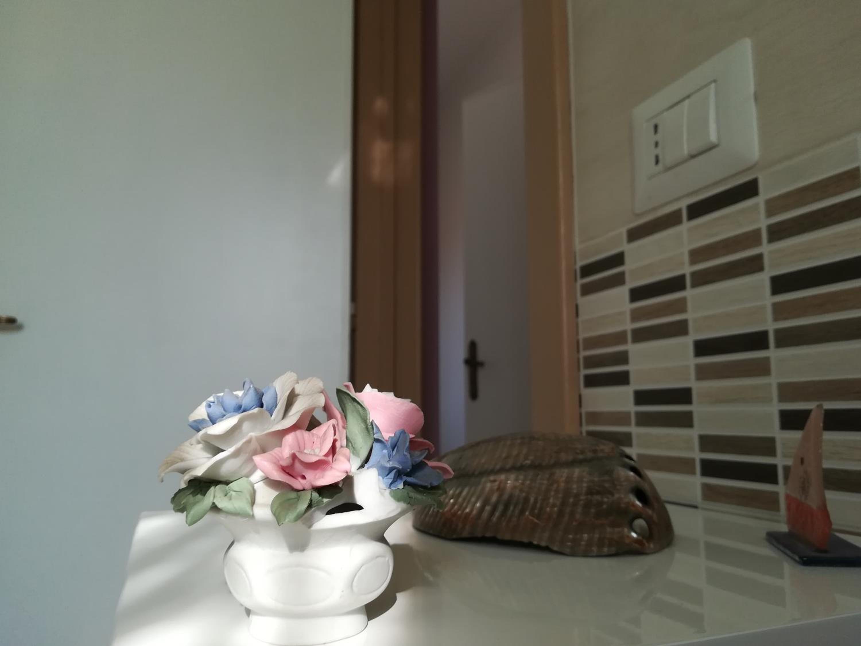 Three-Bedroom House photo 3