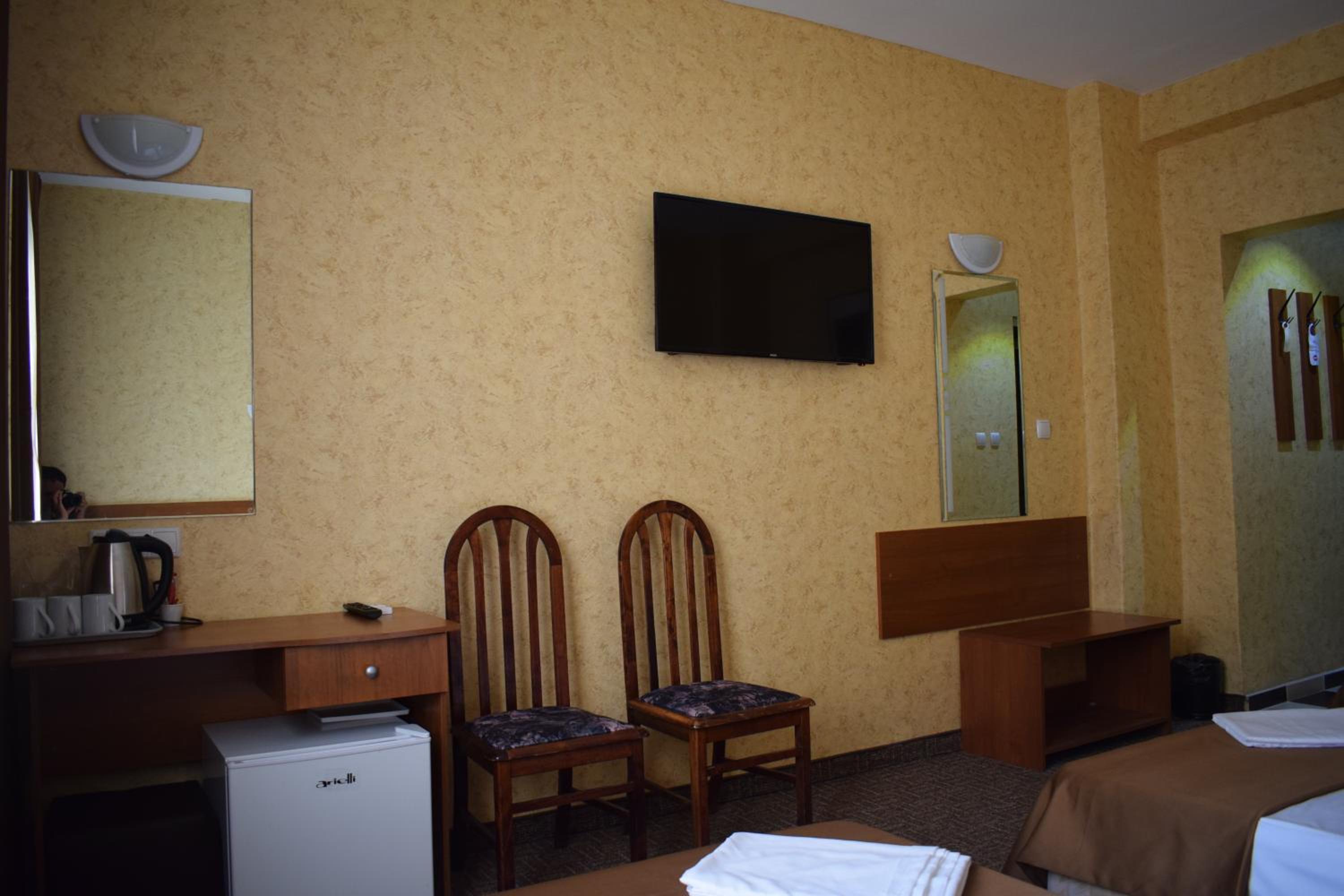 Triple Room - Photo 7
