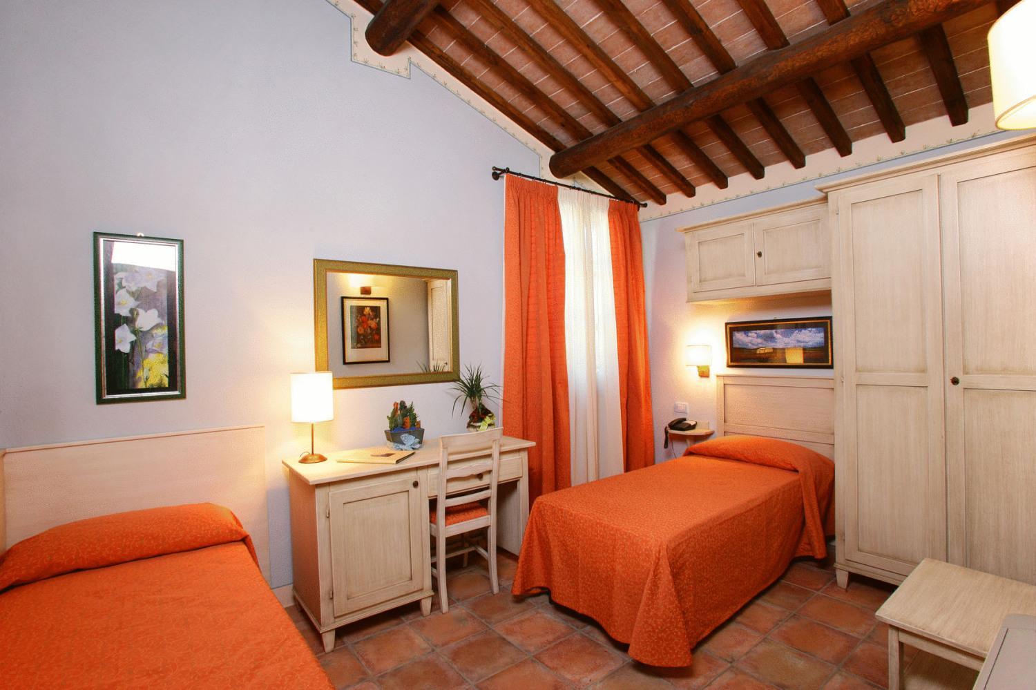 Double or Twin Room - Photo 1