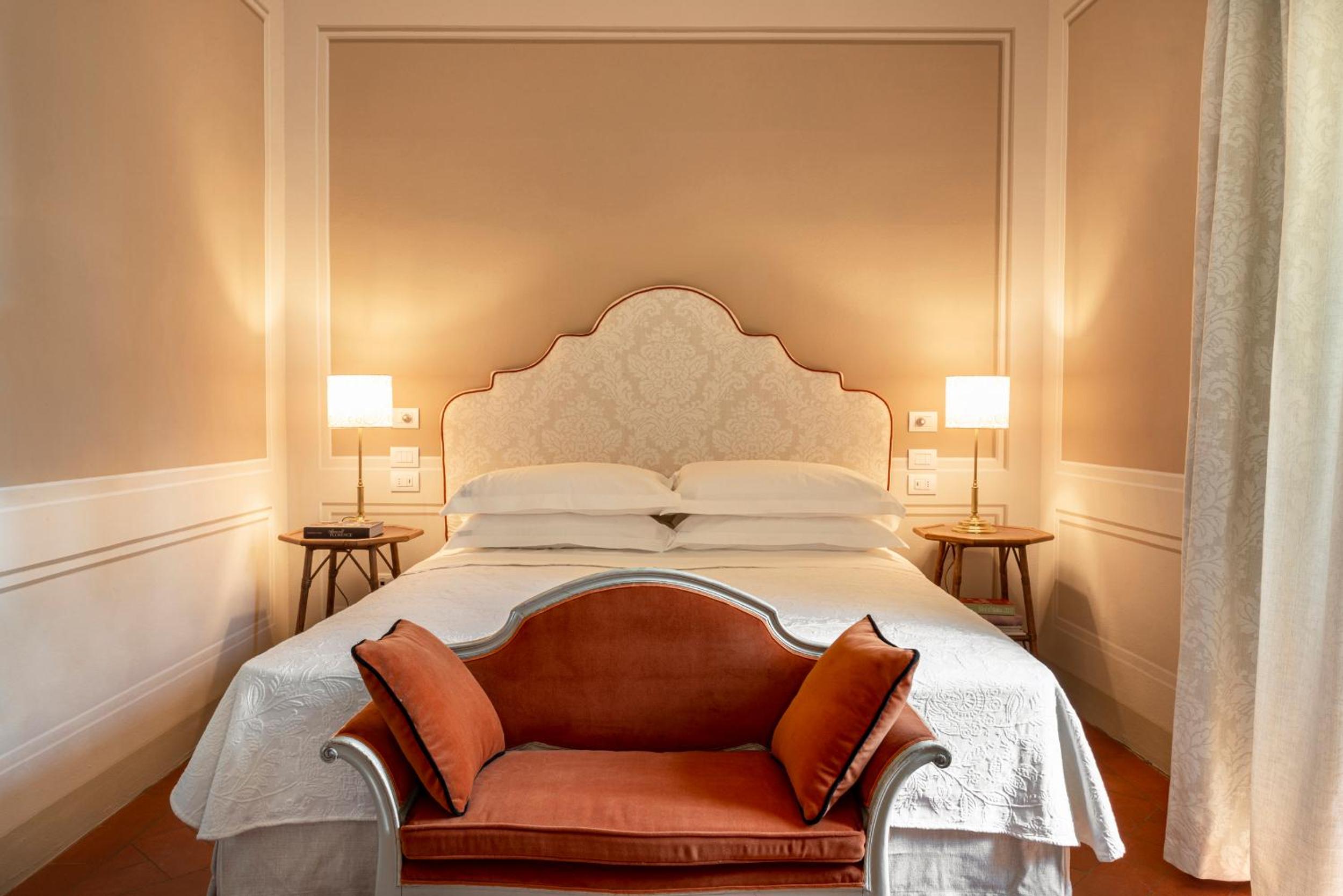 Superior King Room photo 1