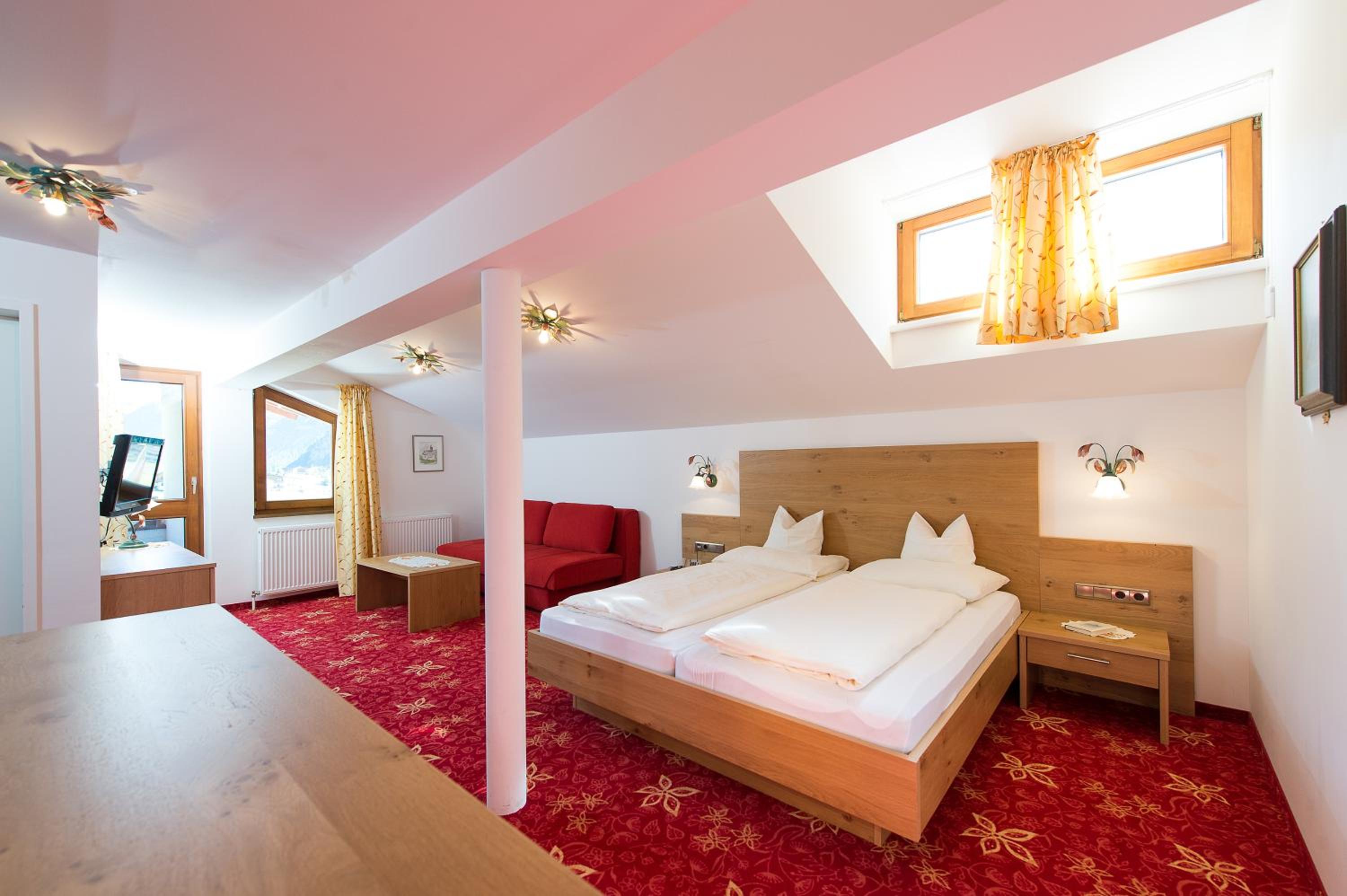 Junior Suite - Photo 1