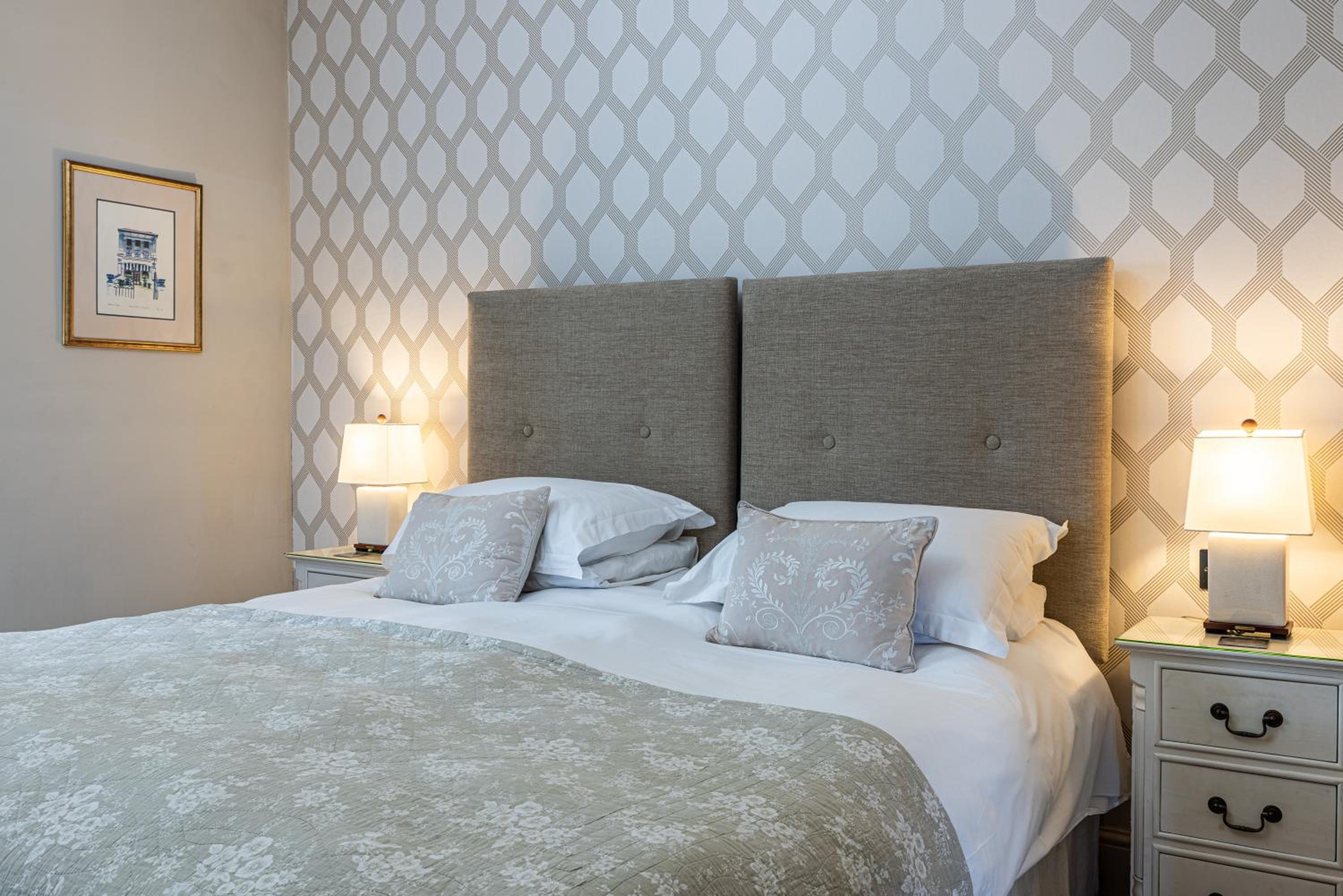 Superior Triple Room - Photo 1