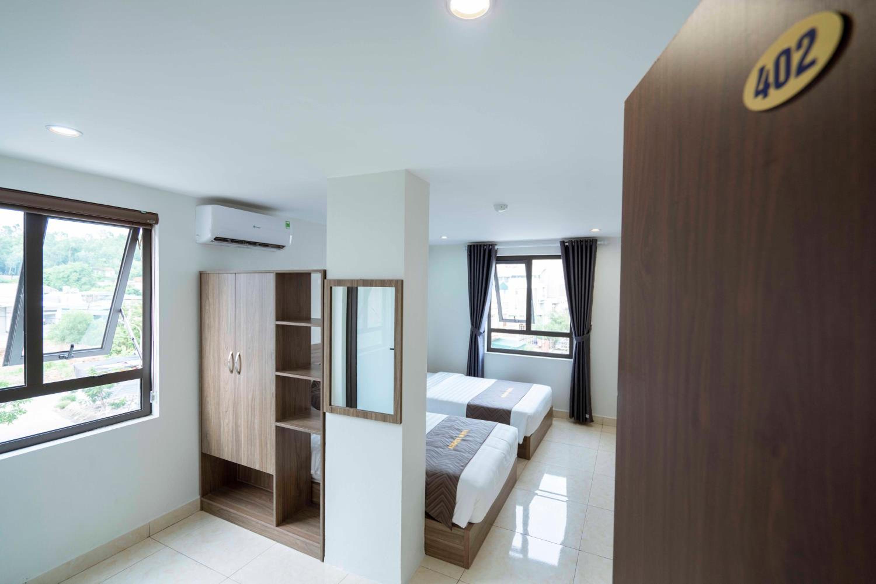 Double or Twin Room with Private Bathroom