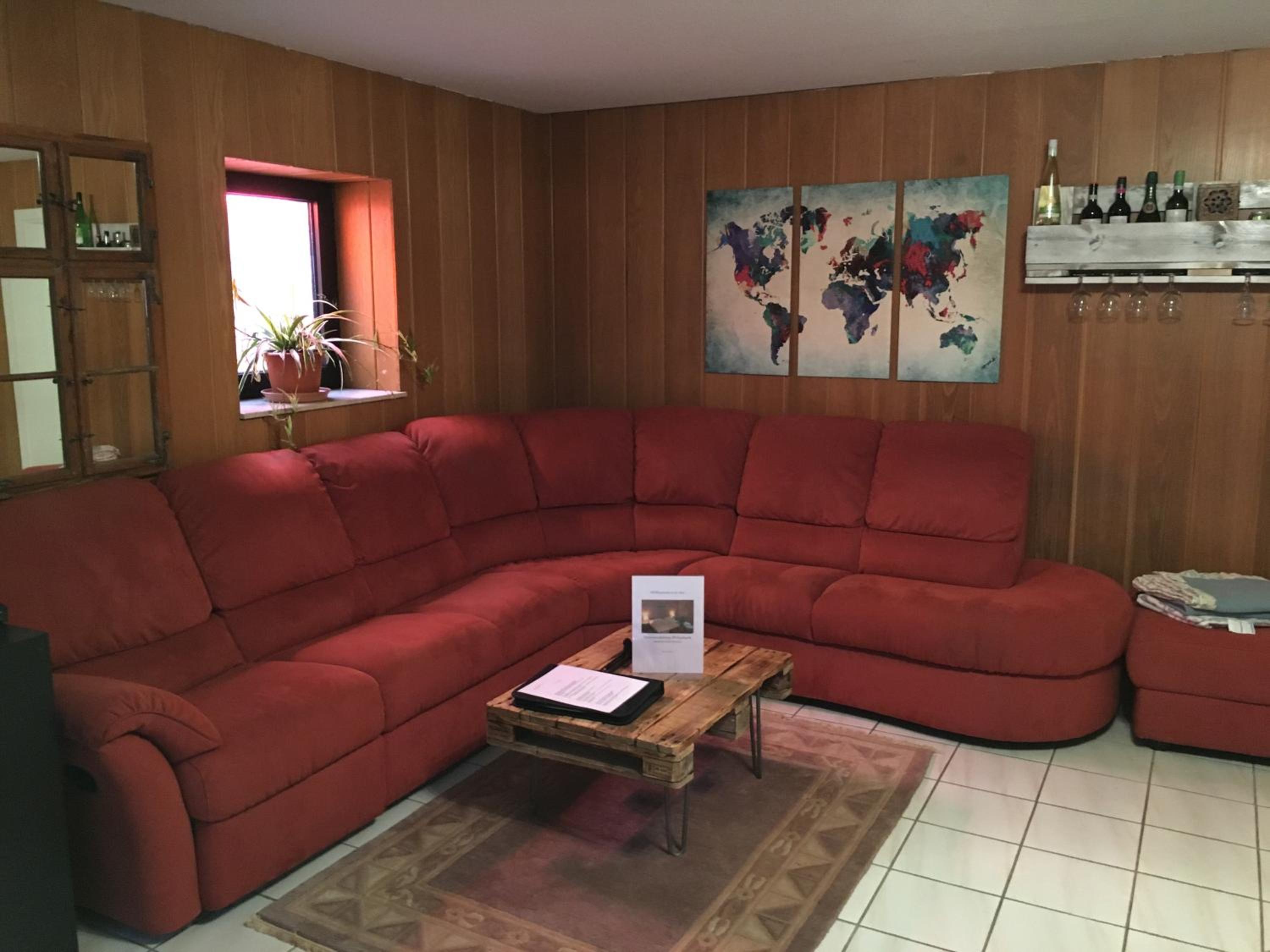 Apartment photo 2