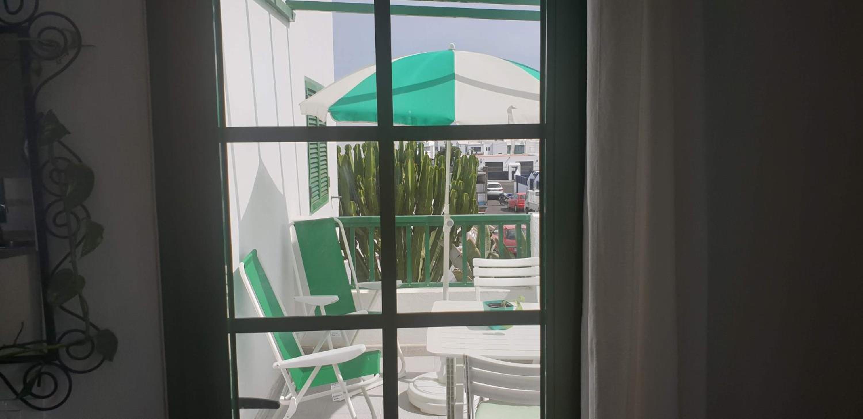 Apartment with Balcony photo 2