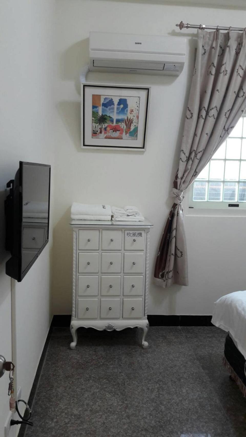 Standard Double Room With Shared Bathroom photo 1