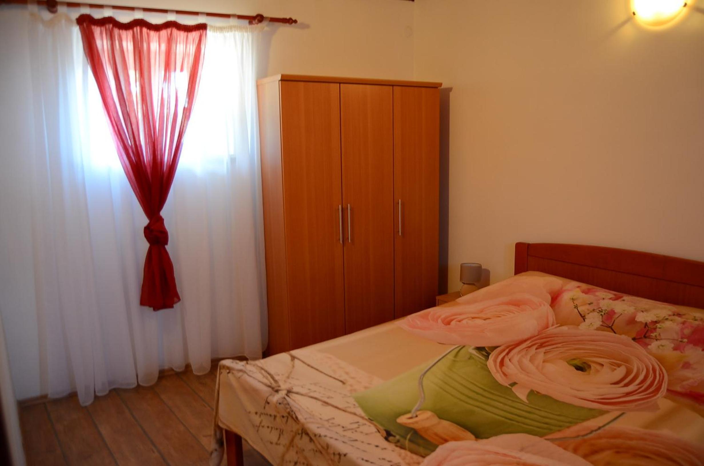 Apartment - Split Level
