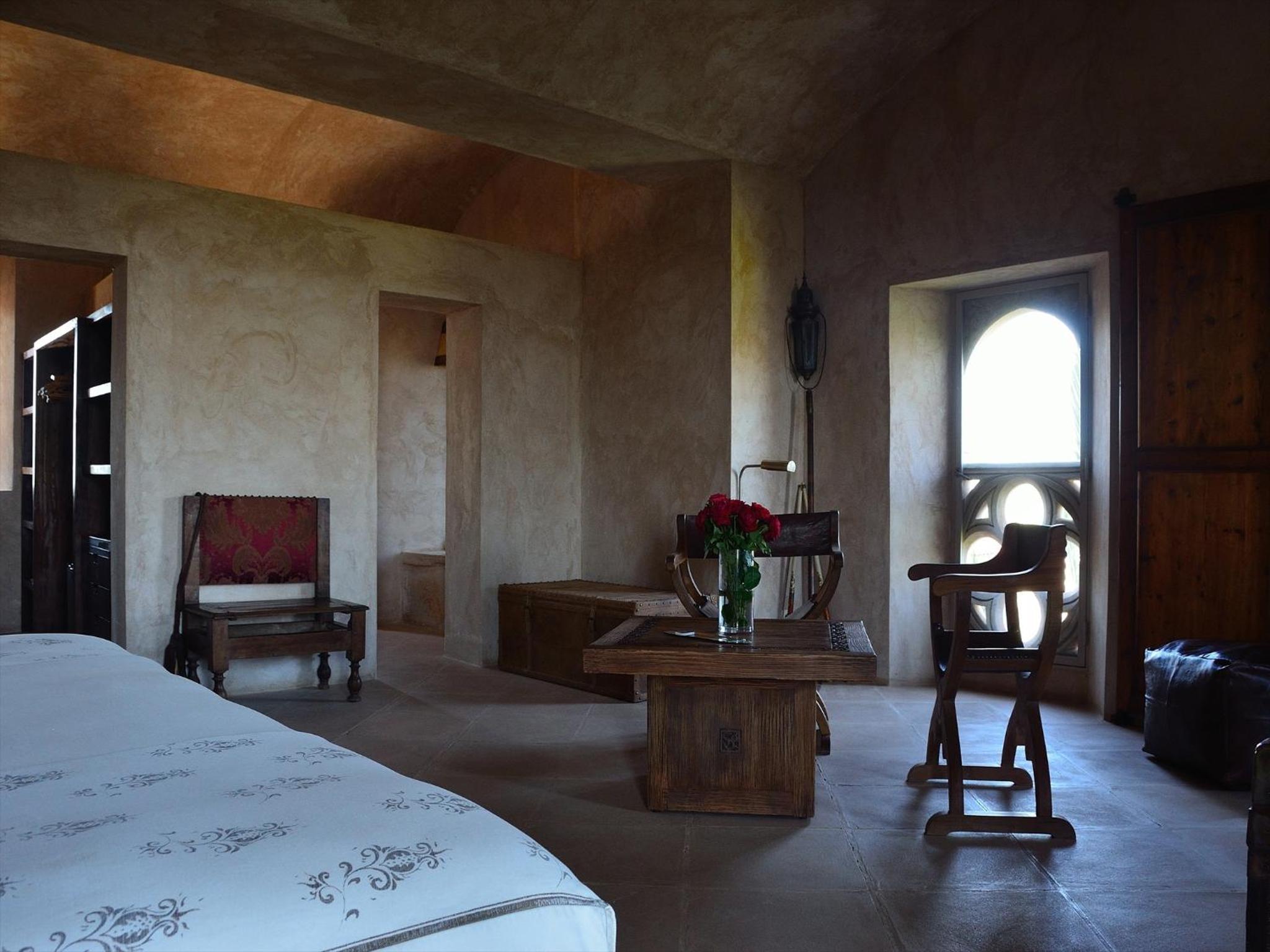 La Tour - Two-Bedroom Apartment with Pool - Photo 8
