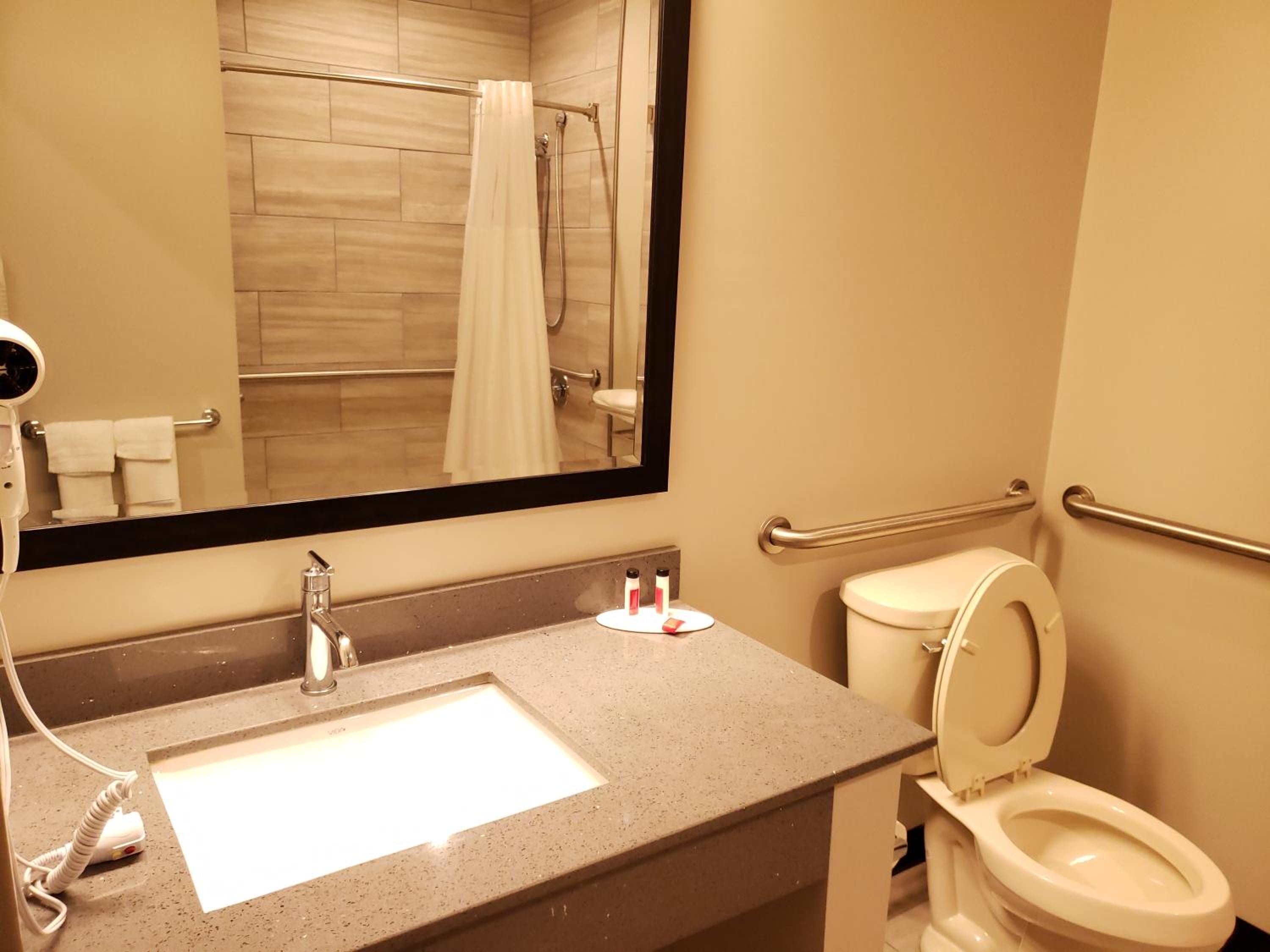 King Room - Mobility Access/Non-Smoking - Photo 2