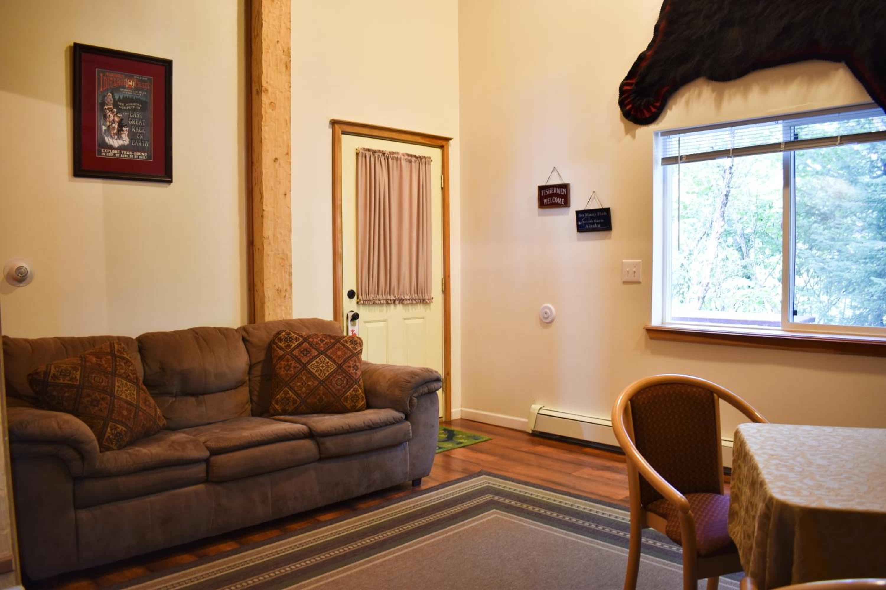 Deluxe Family Suite photo 2