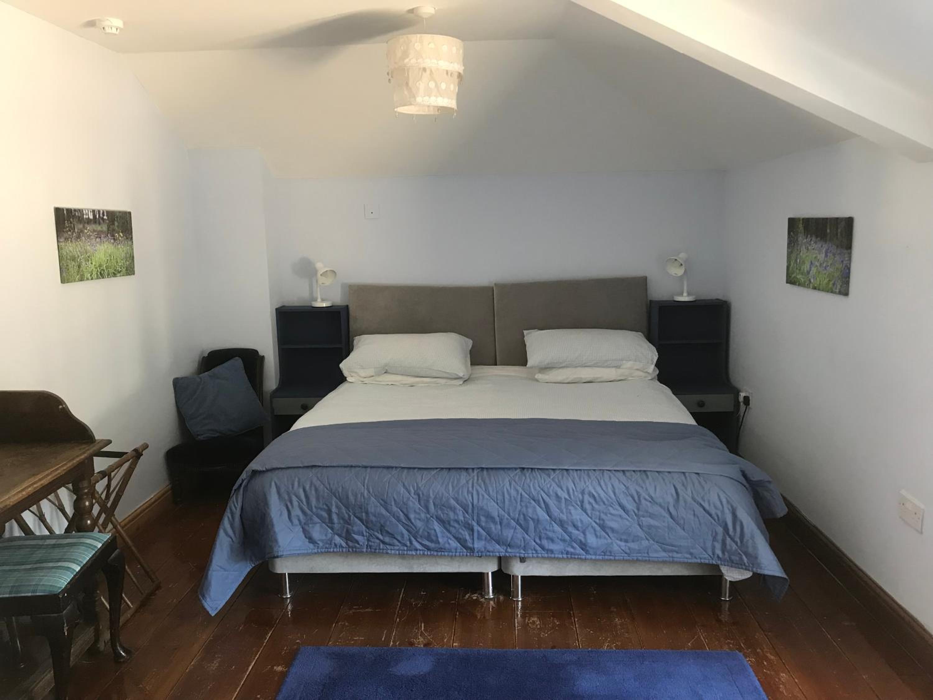 Double or Twin Room - Photo 1