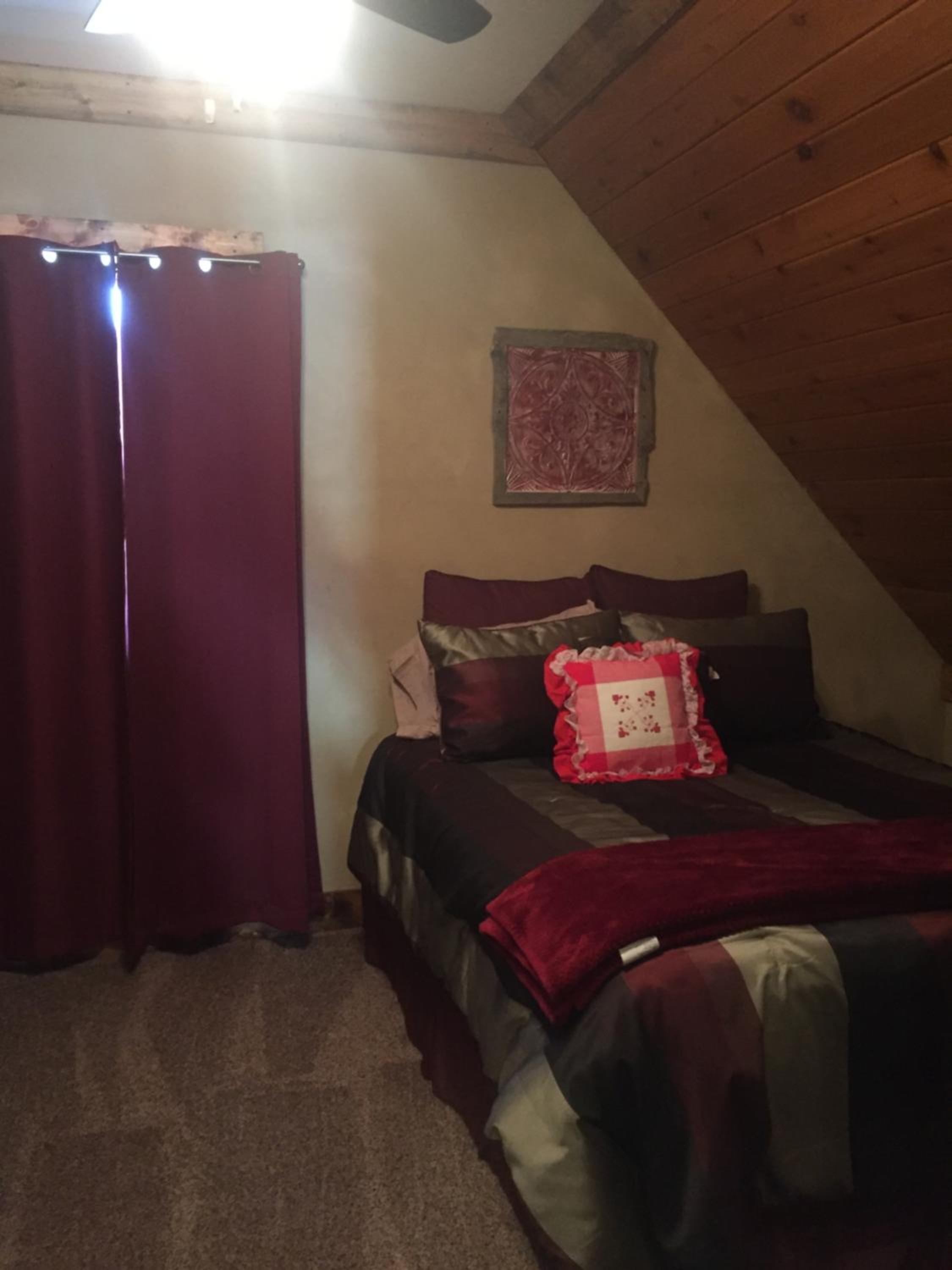 Queen Room with Shared Bathroom
