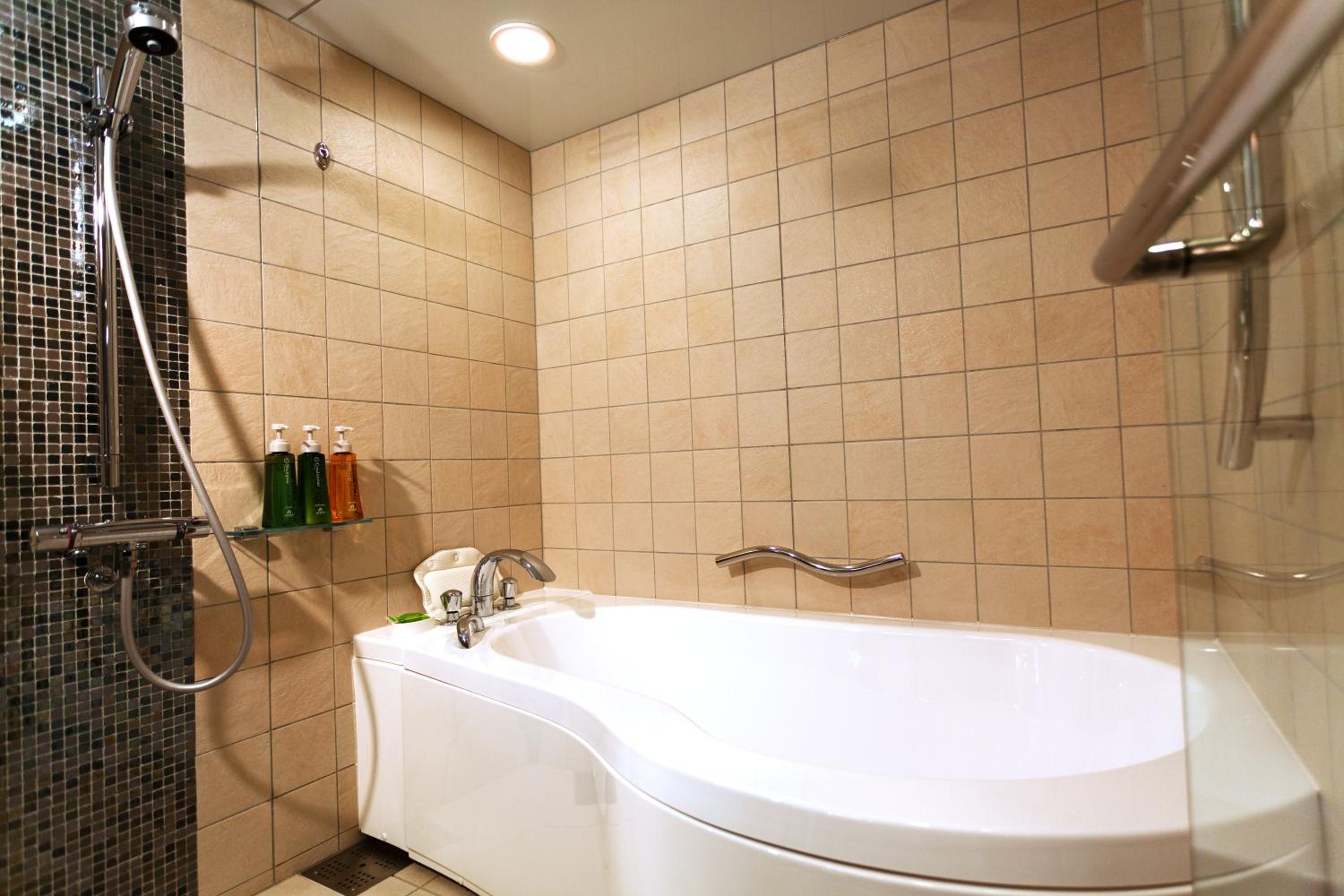 Superior Double Room - Non-Smoking - Photo 6