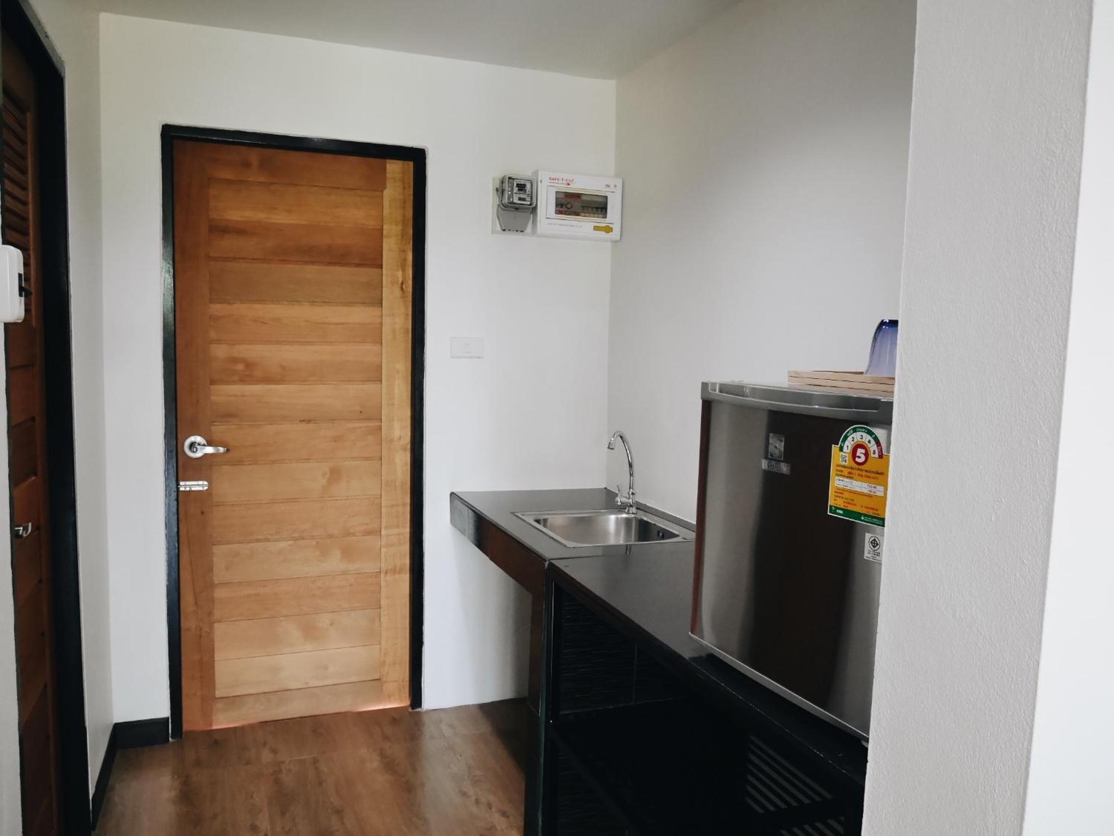 Deluxe Double Room with Balcony photo 3