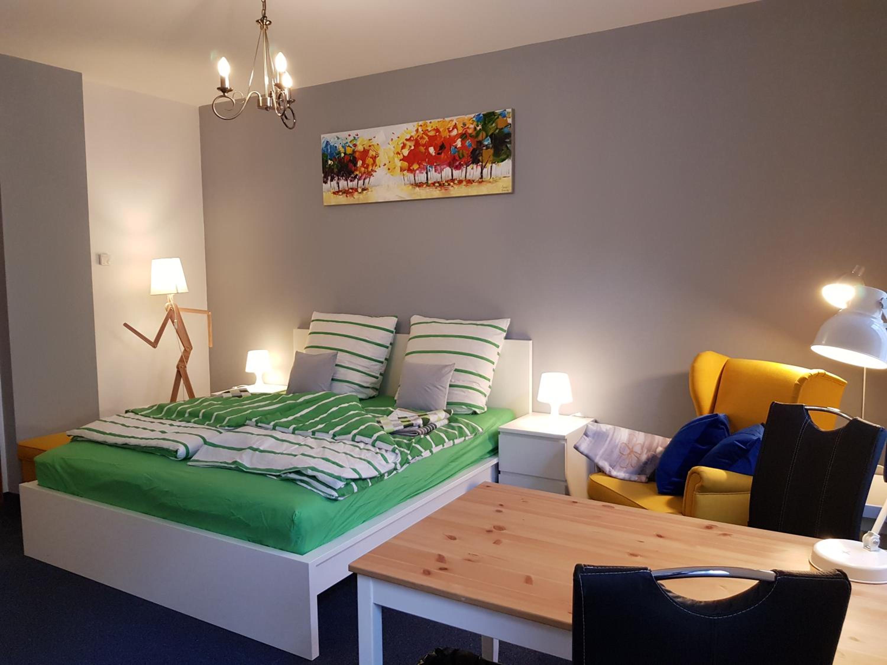 One-Bedroom Apartment