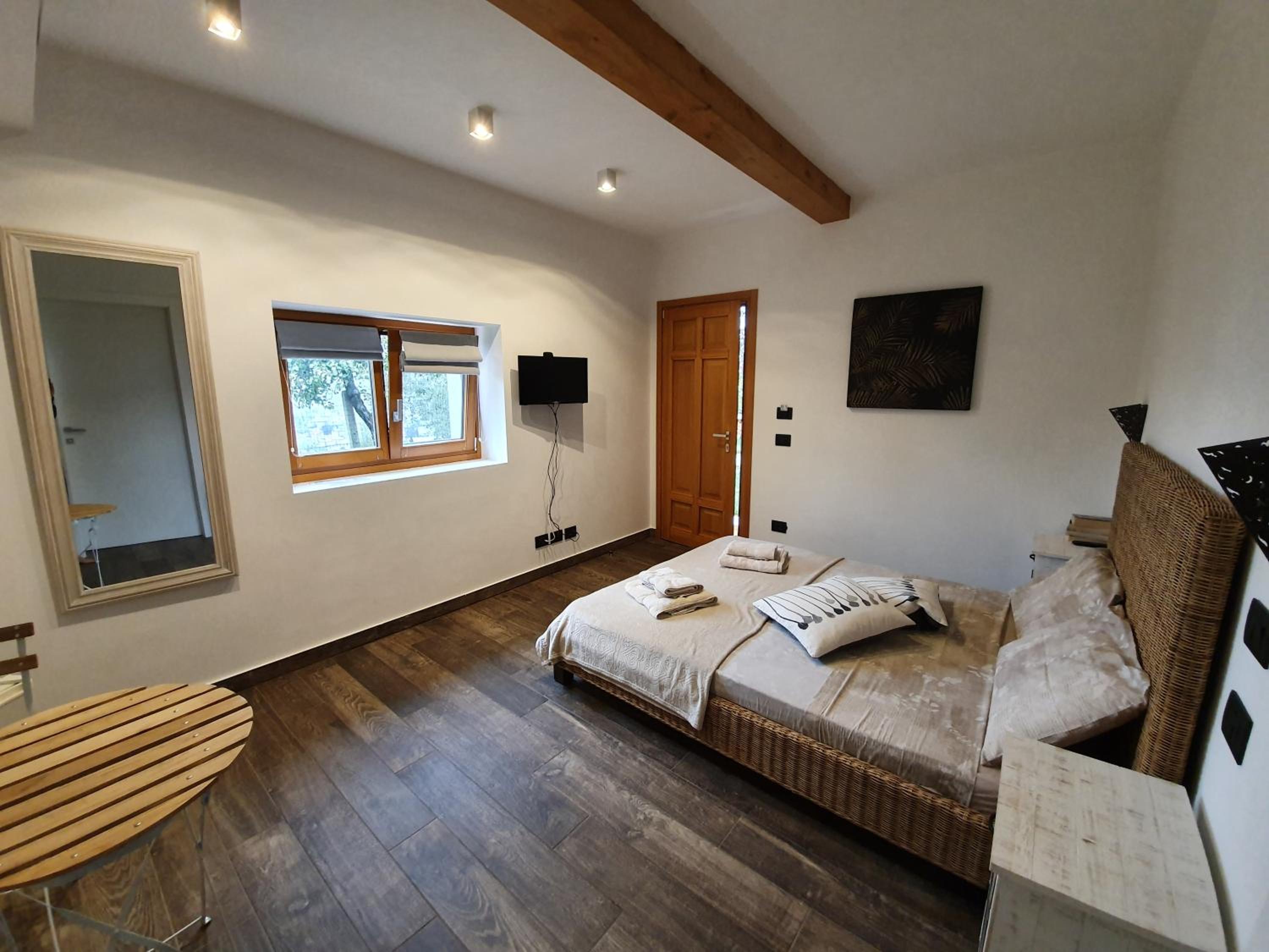 Double Room with Lake View