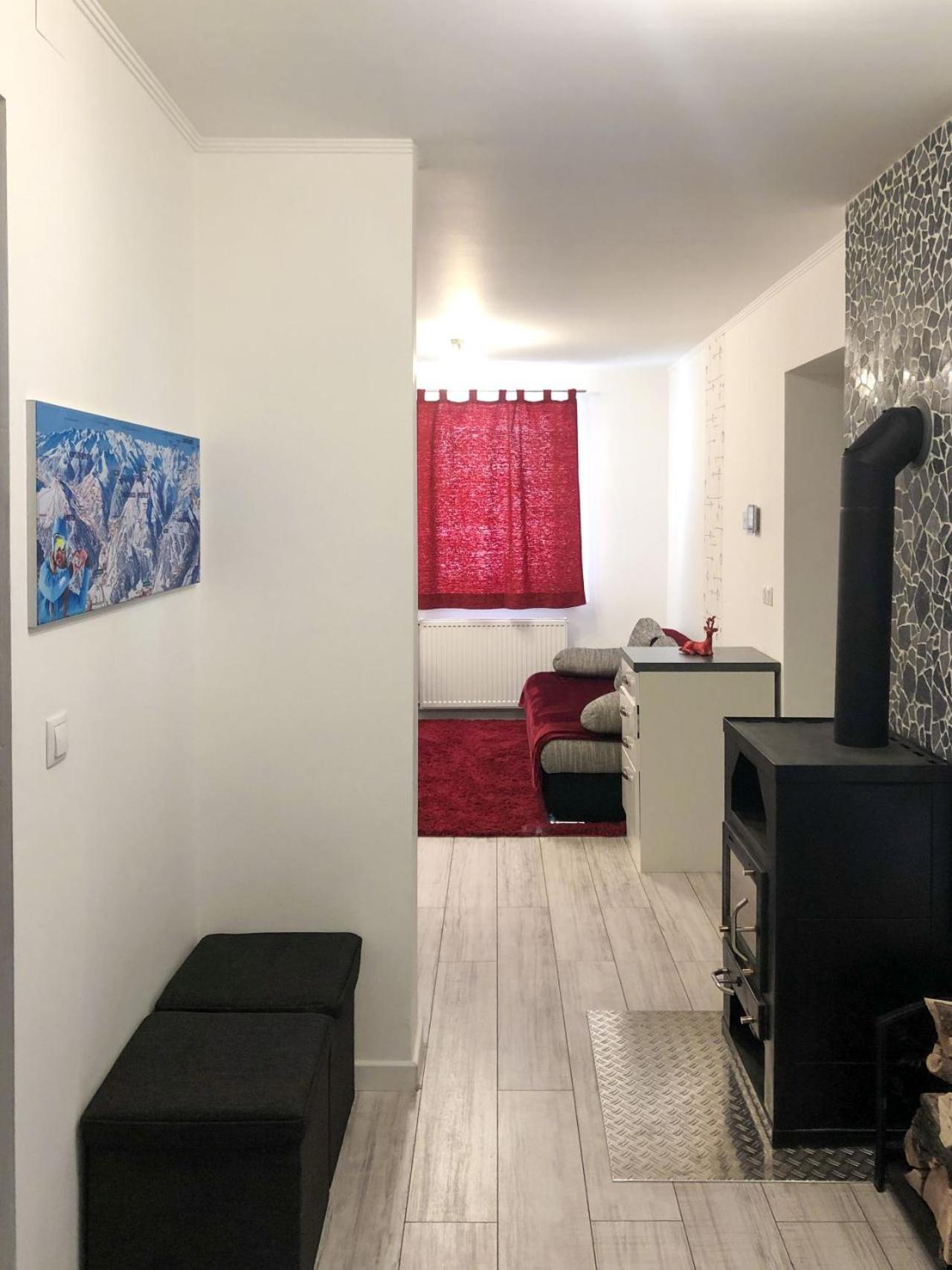 Two-Bedroom Apartment - Photo 21