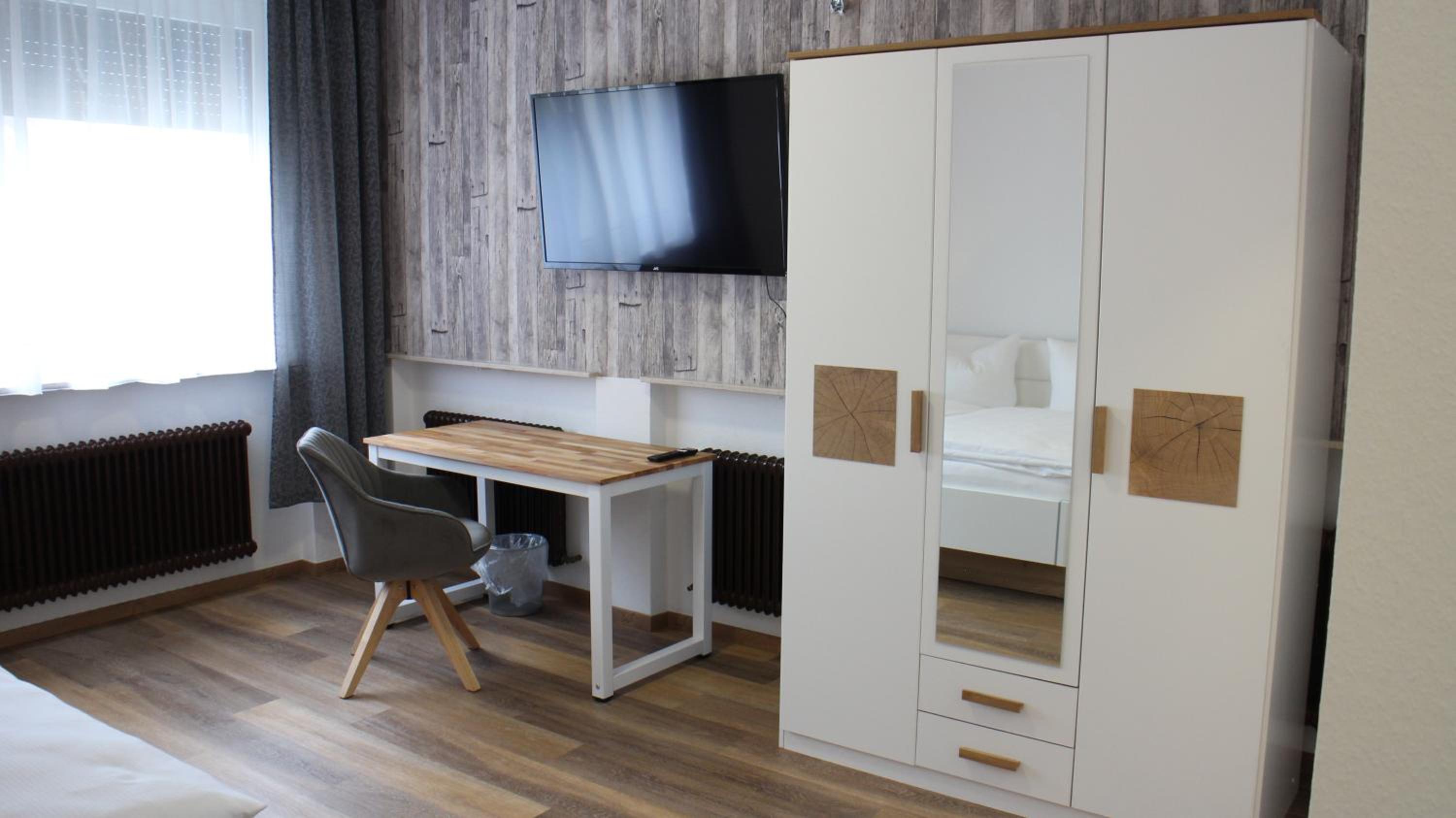 Double Room - Photo 4