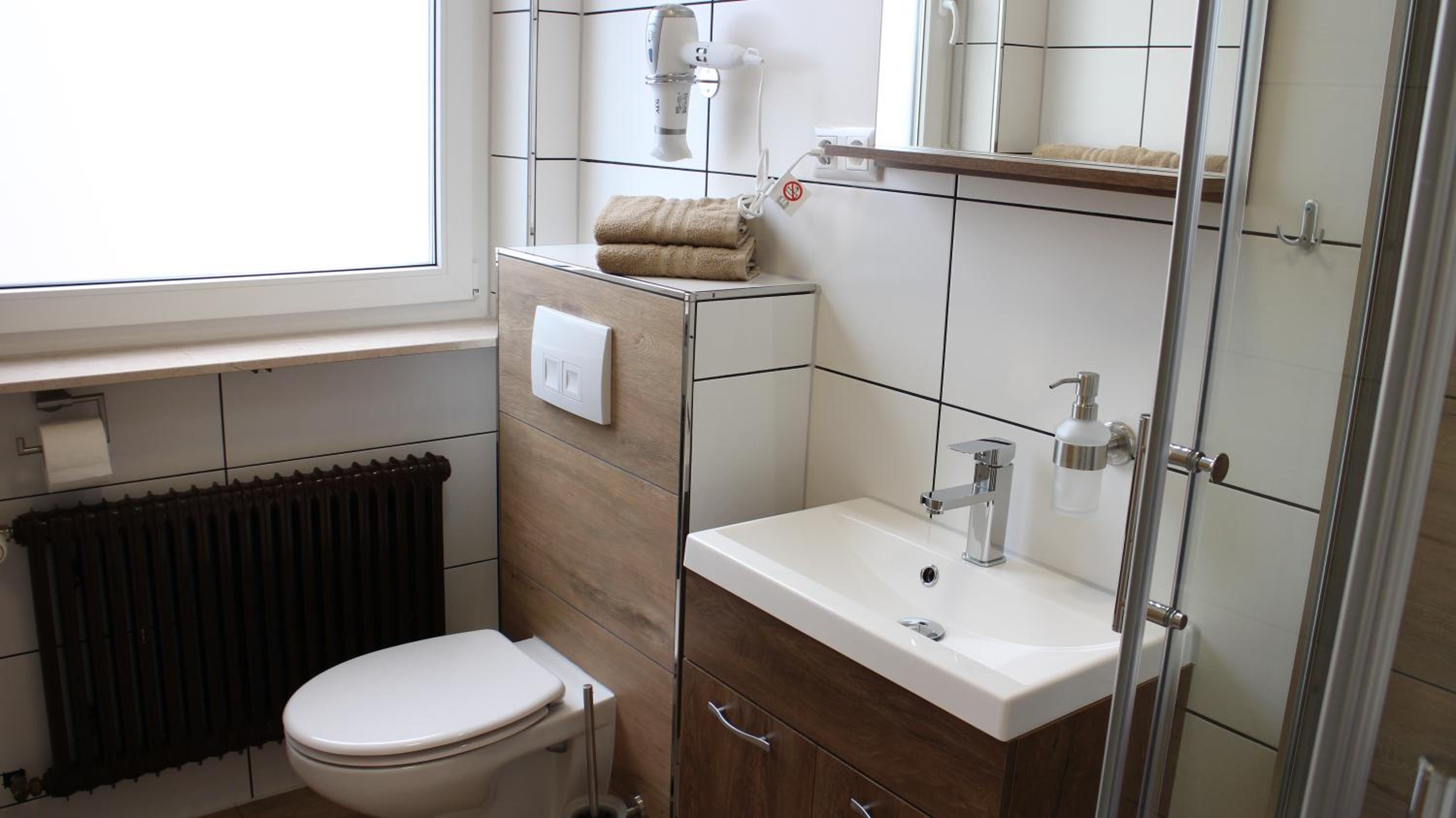 Double Room - Photo 5