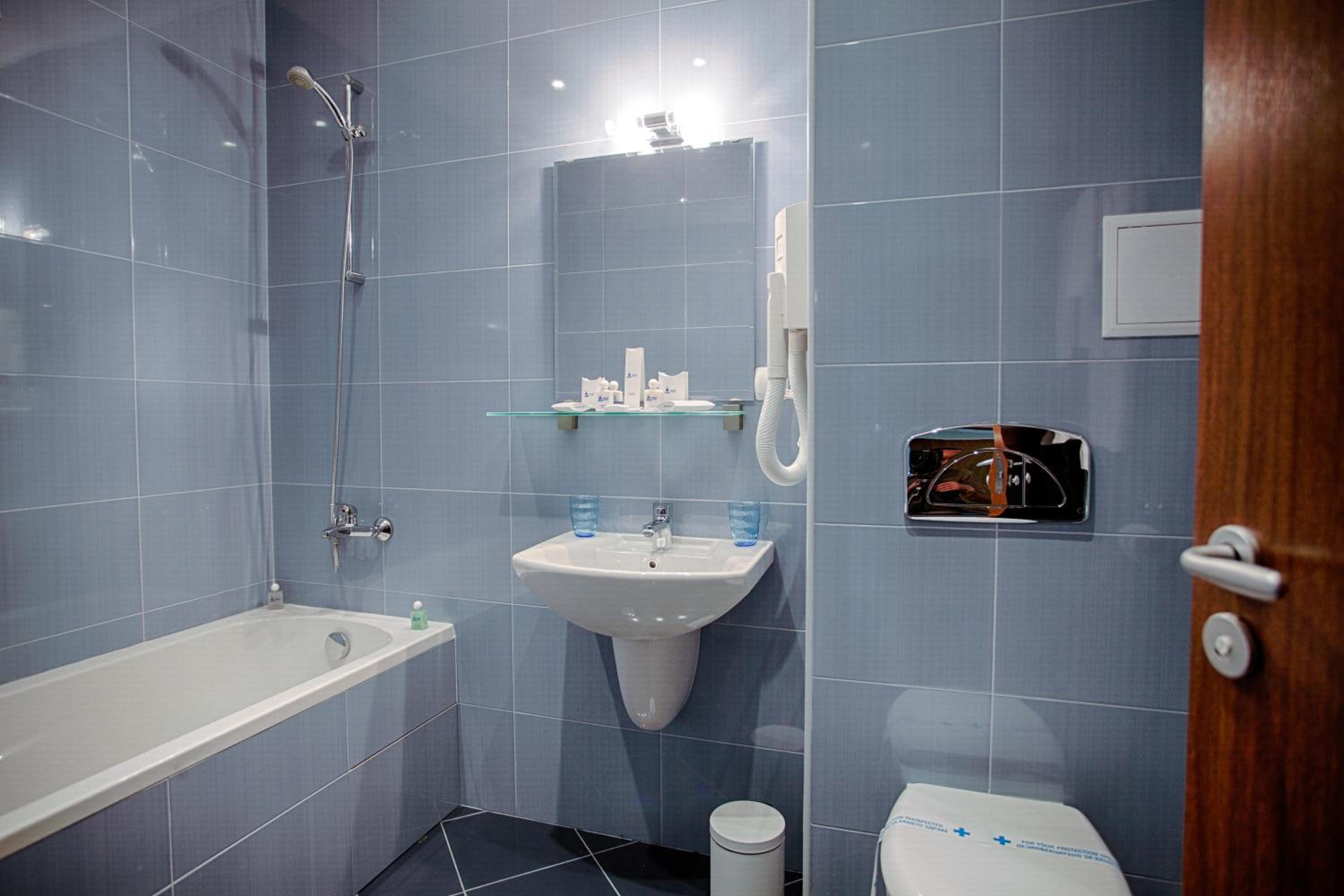 Business Suite Double - New Wing - Photo 4