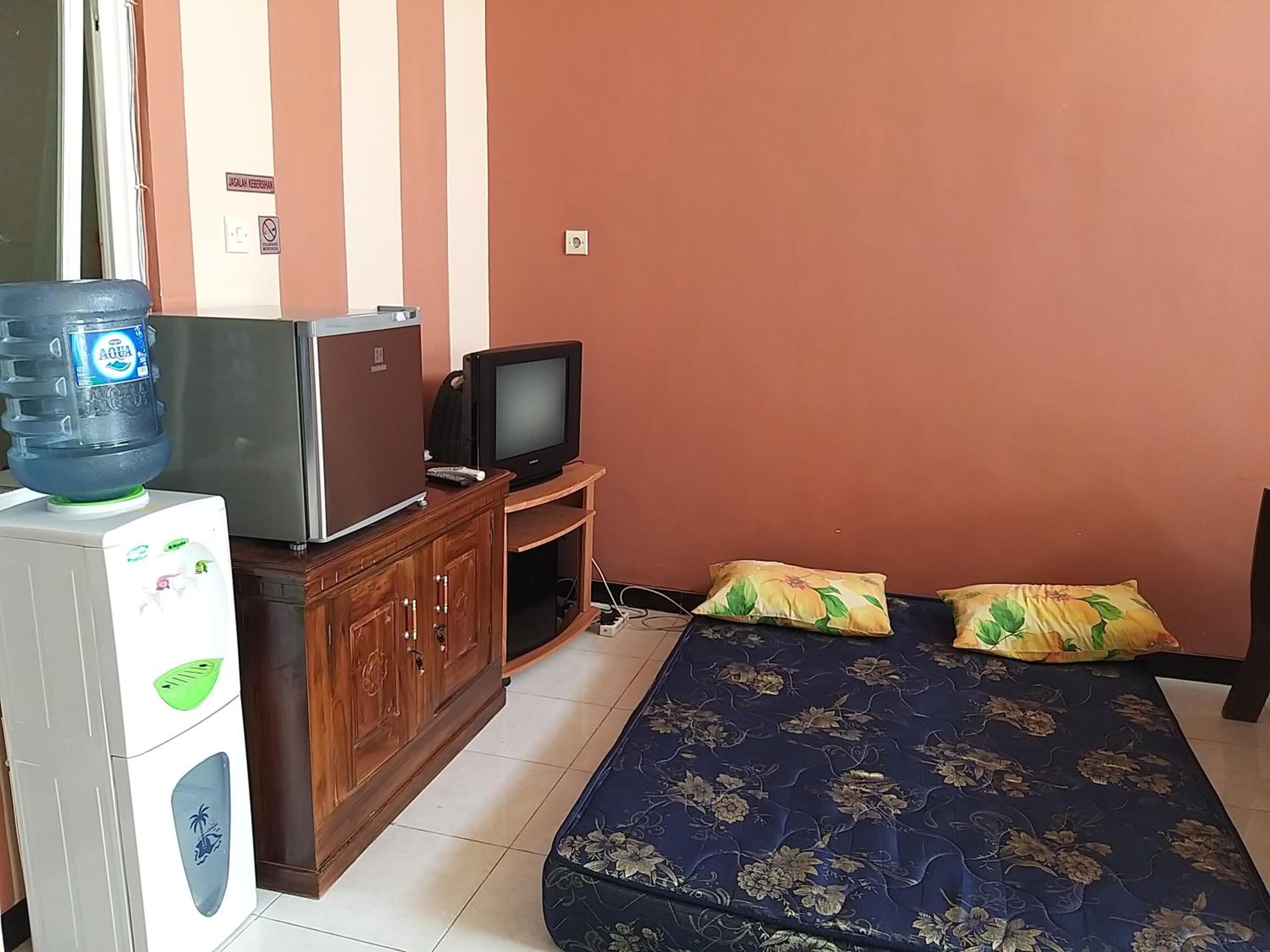 Two-Bedroom Villa - Photo 10