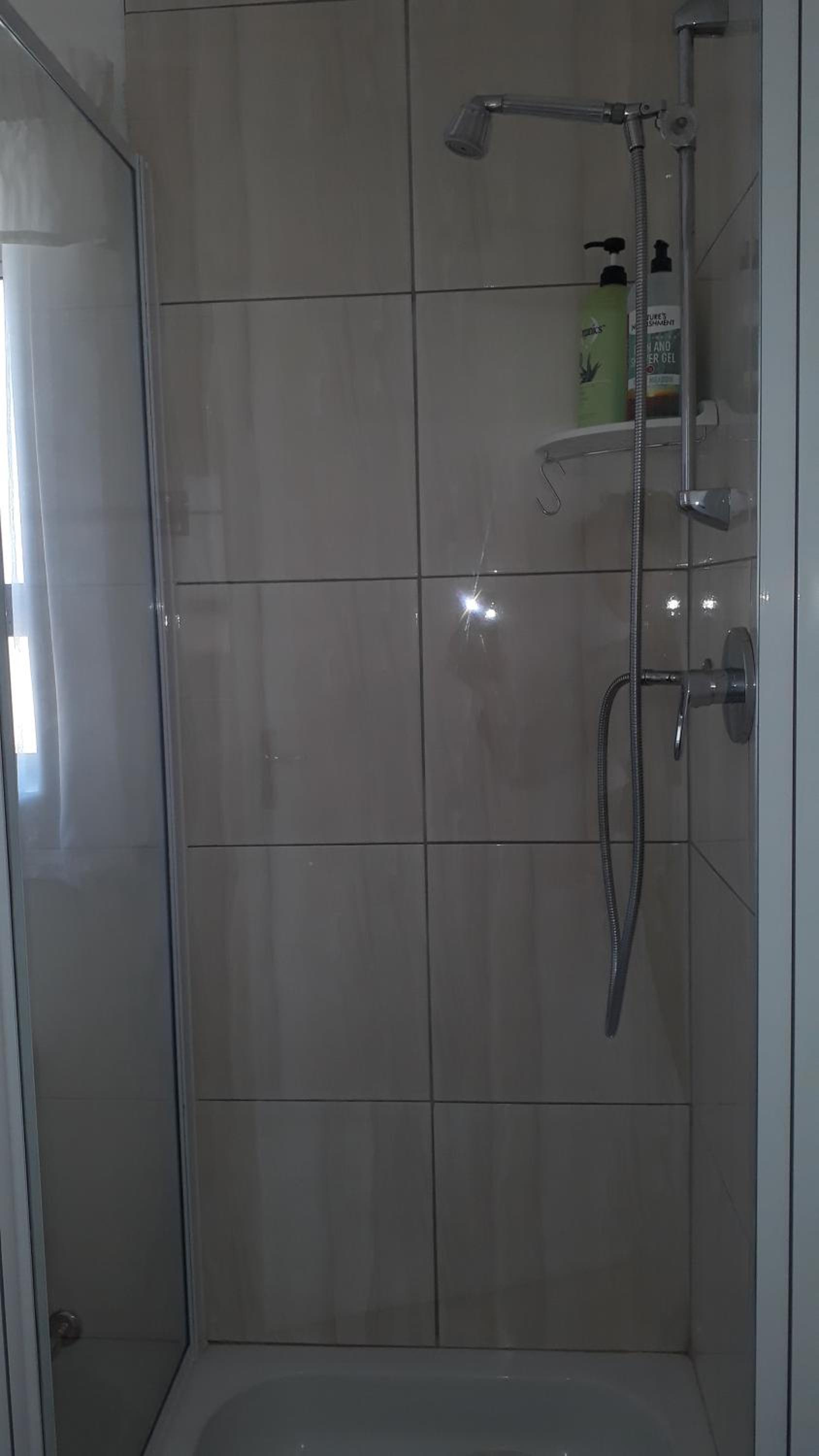 Apartment with Balcony - Photo 24