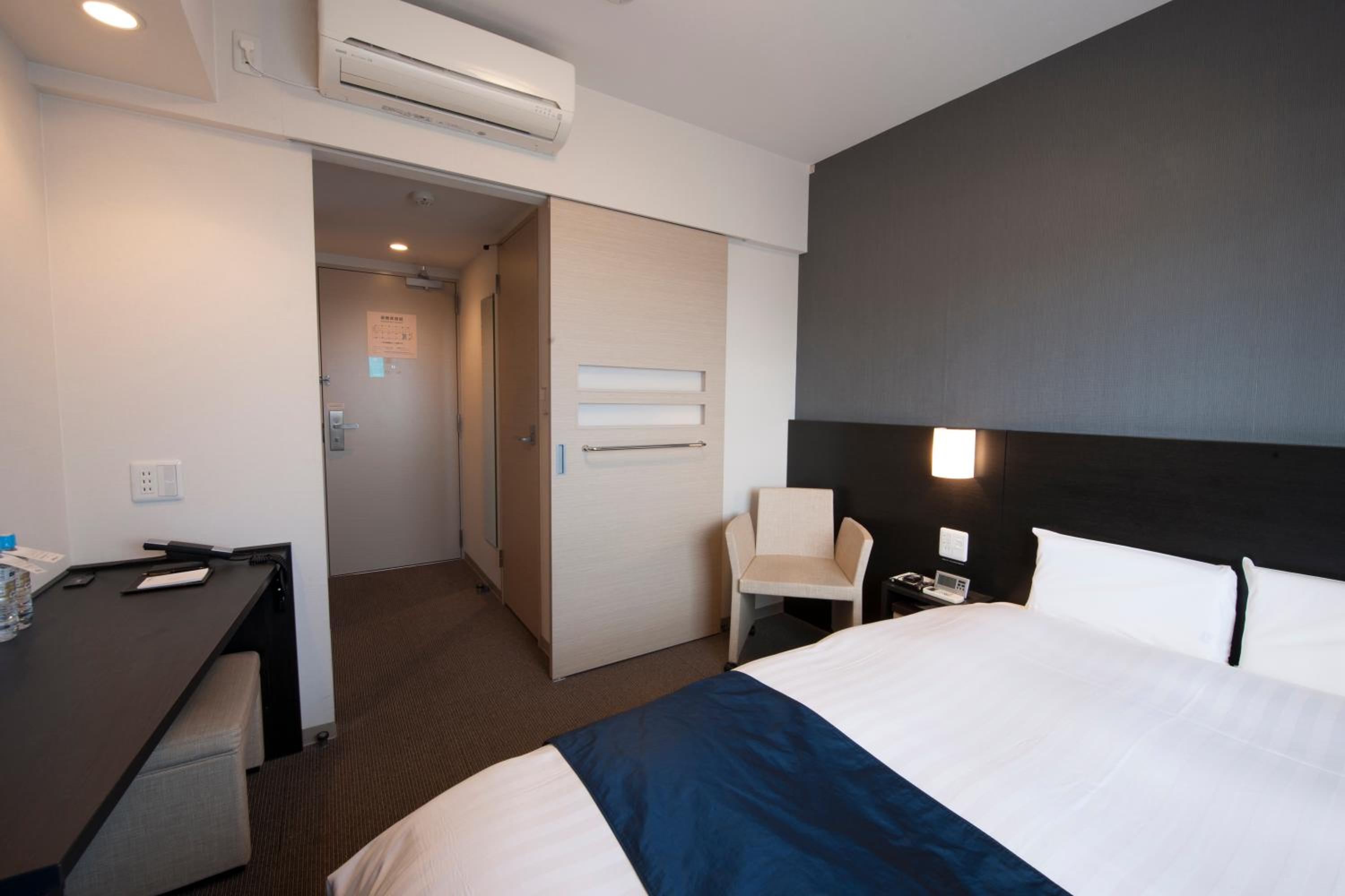 Double Room - Non-Smoking - Eco Plan (No Daily Cleaning) photo 1