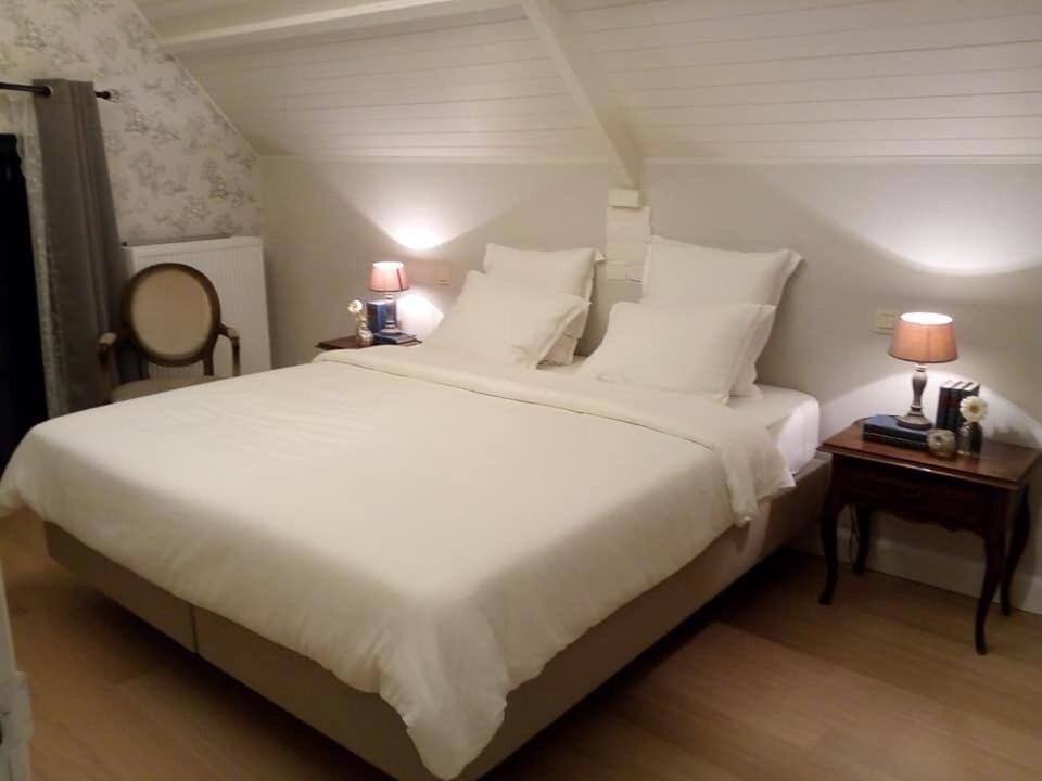 Double or Twin Room with Private Bathroom photo 1