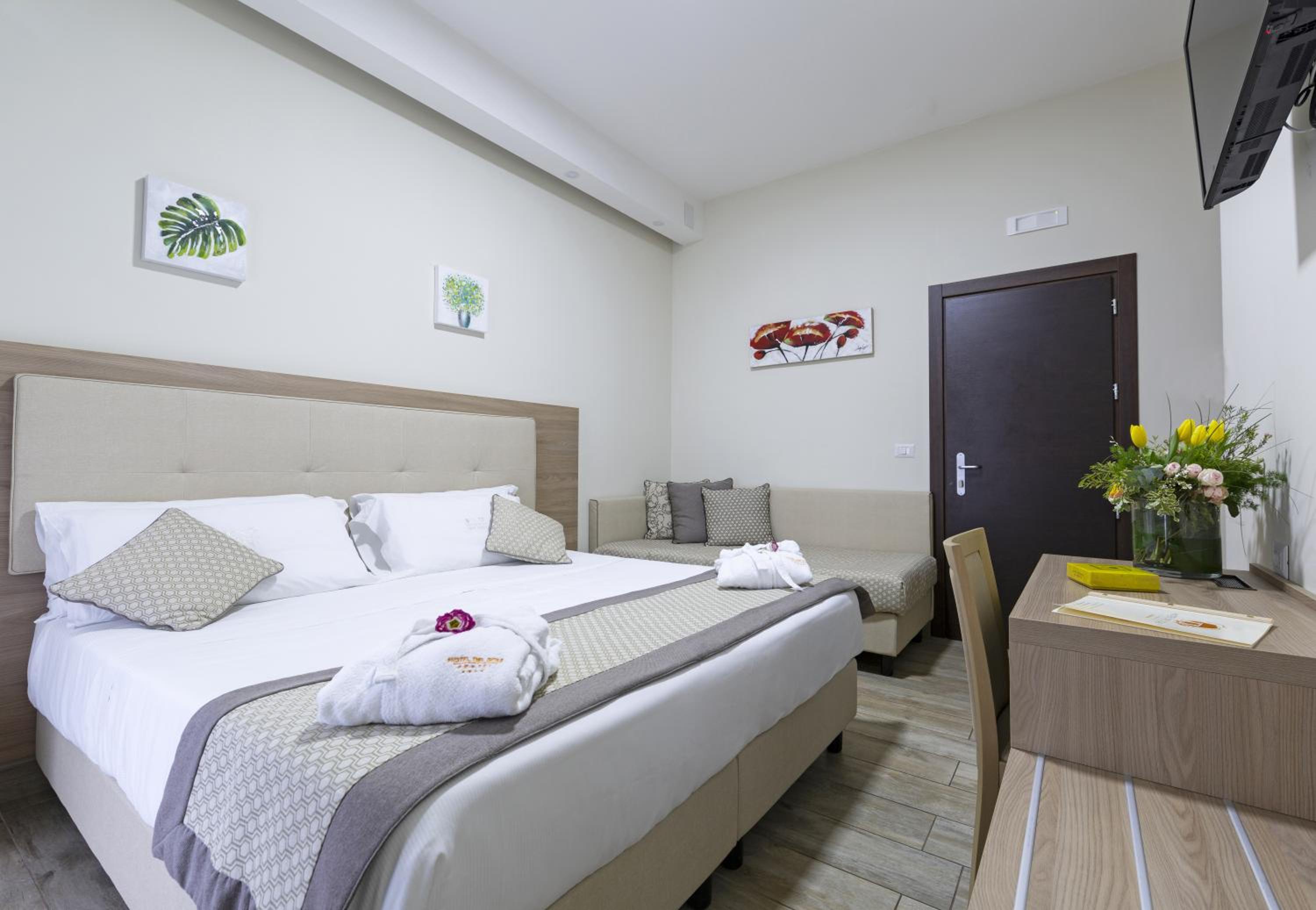 Double Room photo 2