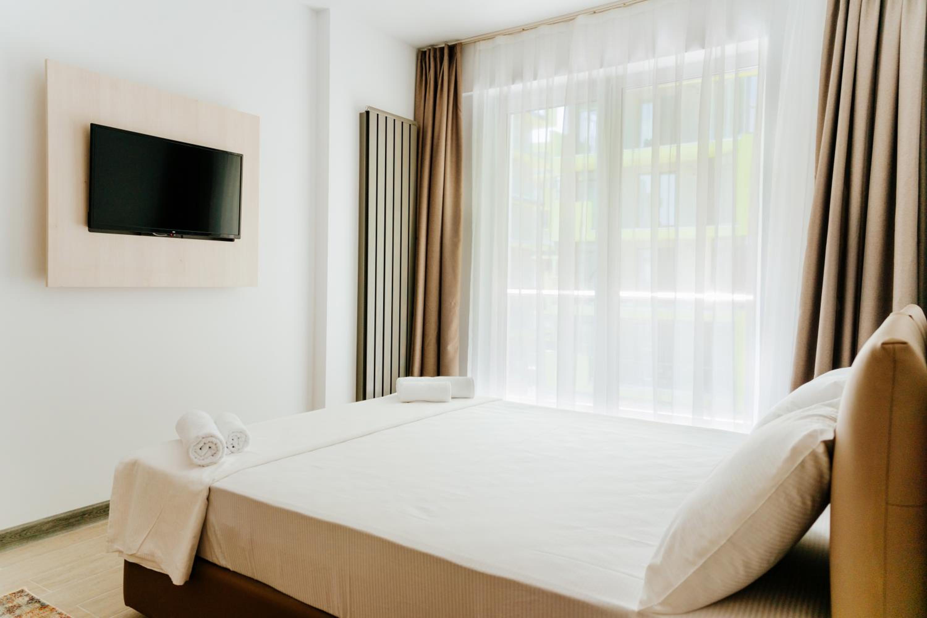 One-Bedroom Apartment - Photo 24