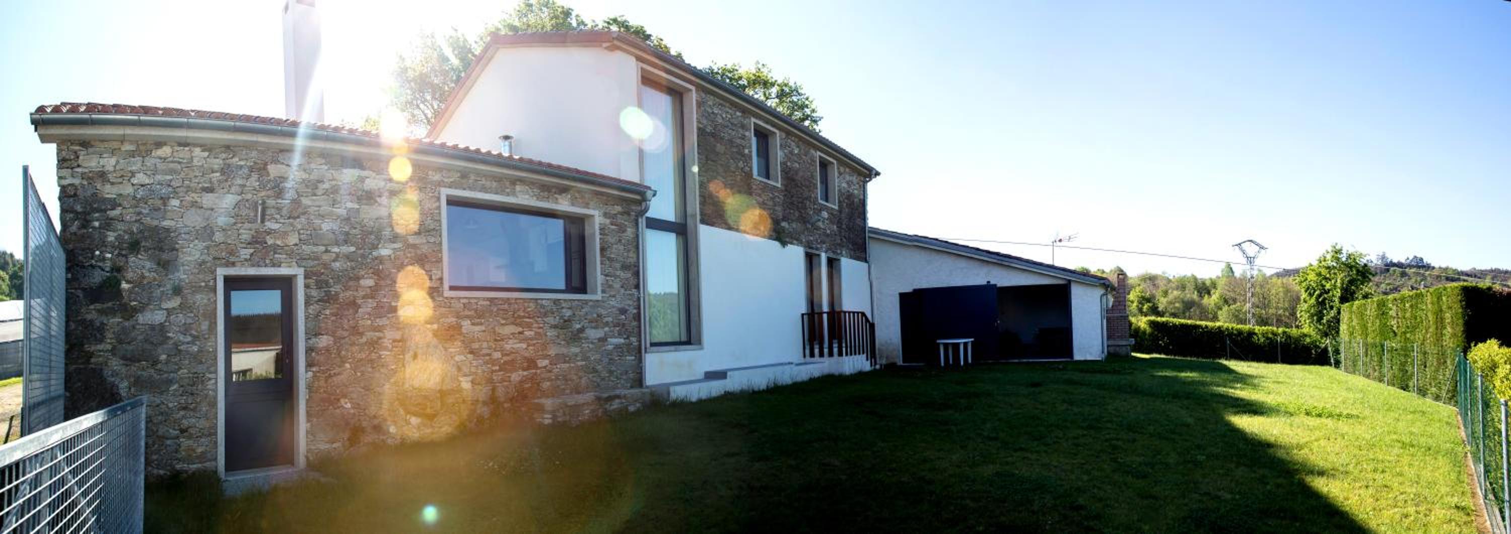 Four-Bedroom House photo 3