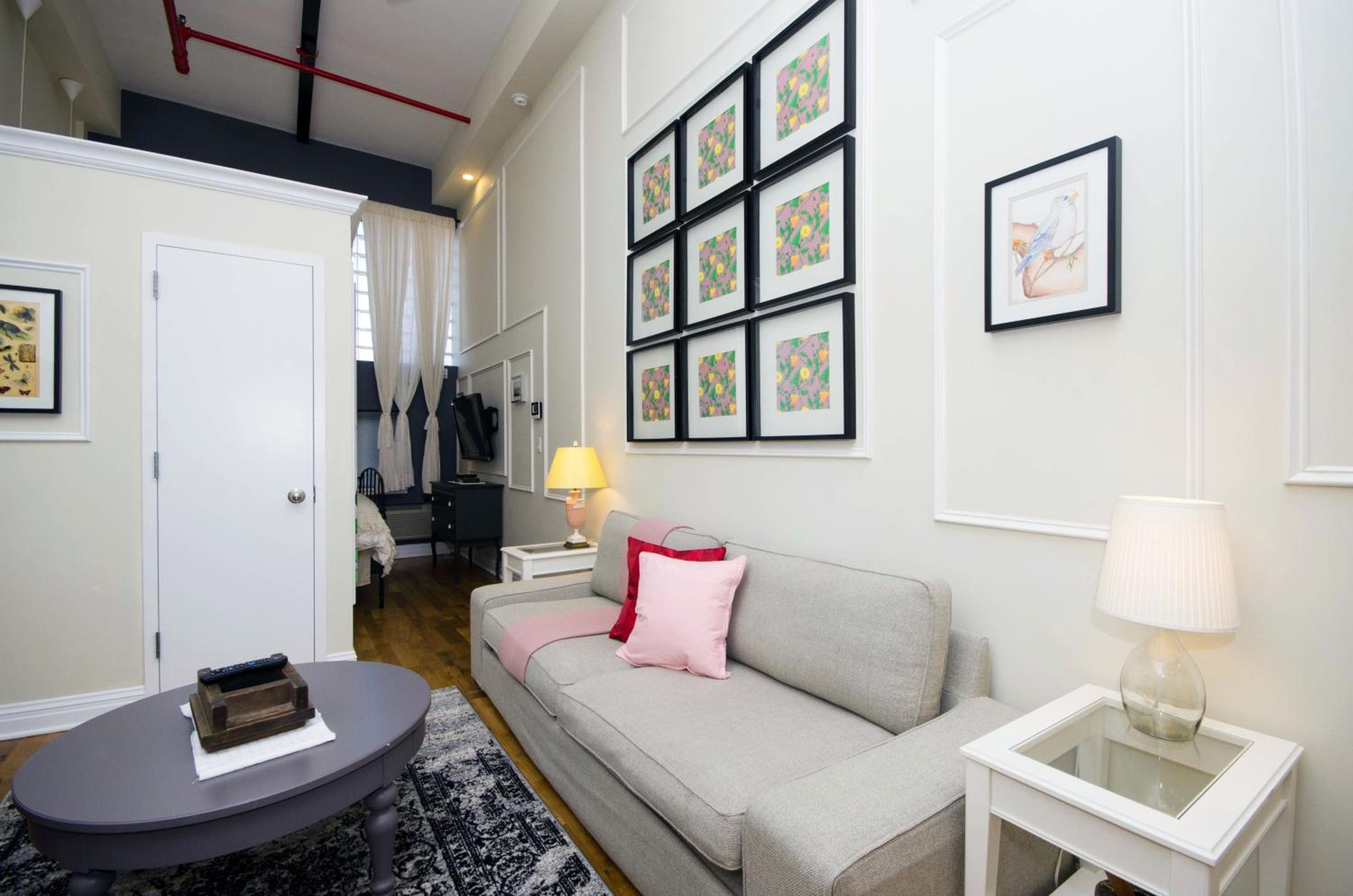 Loft Suite - Photo 2