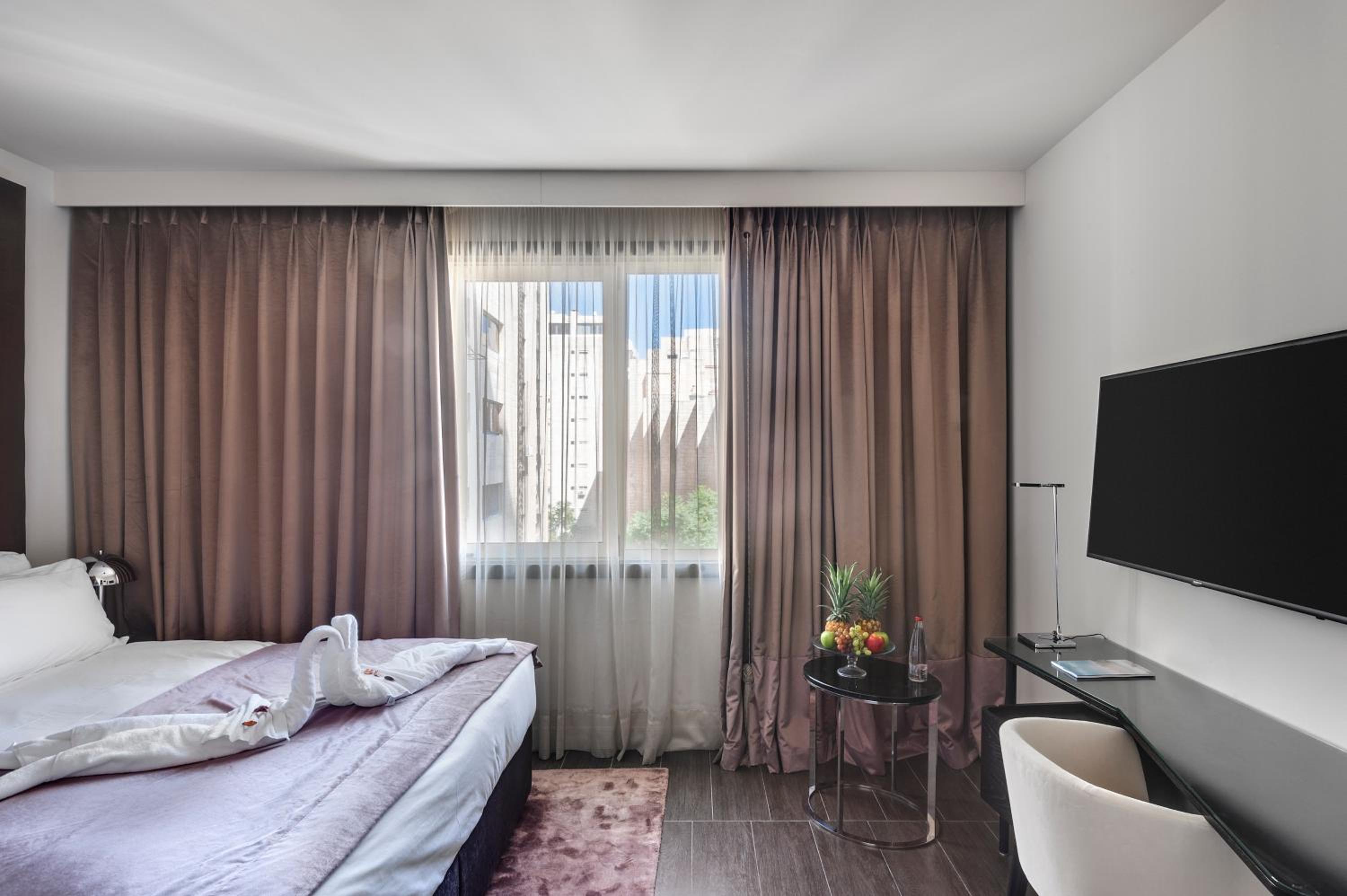 Deluxe Junior Suite