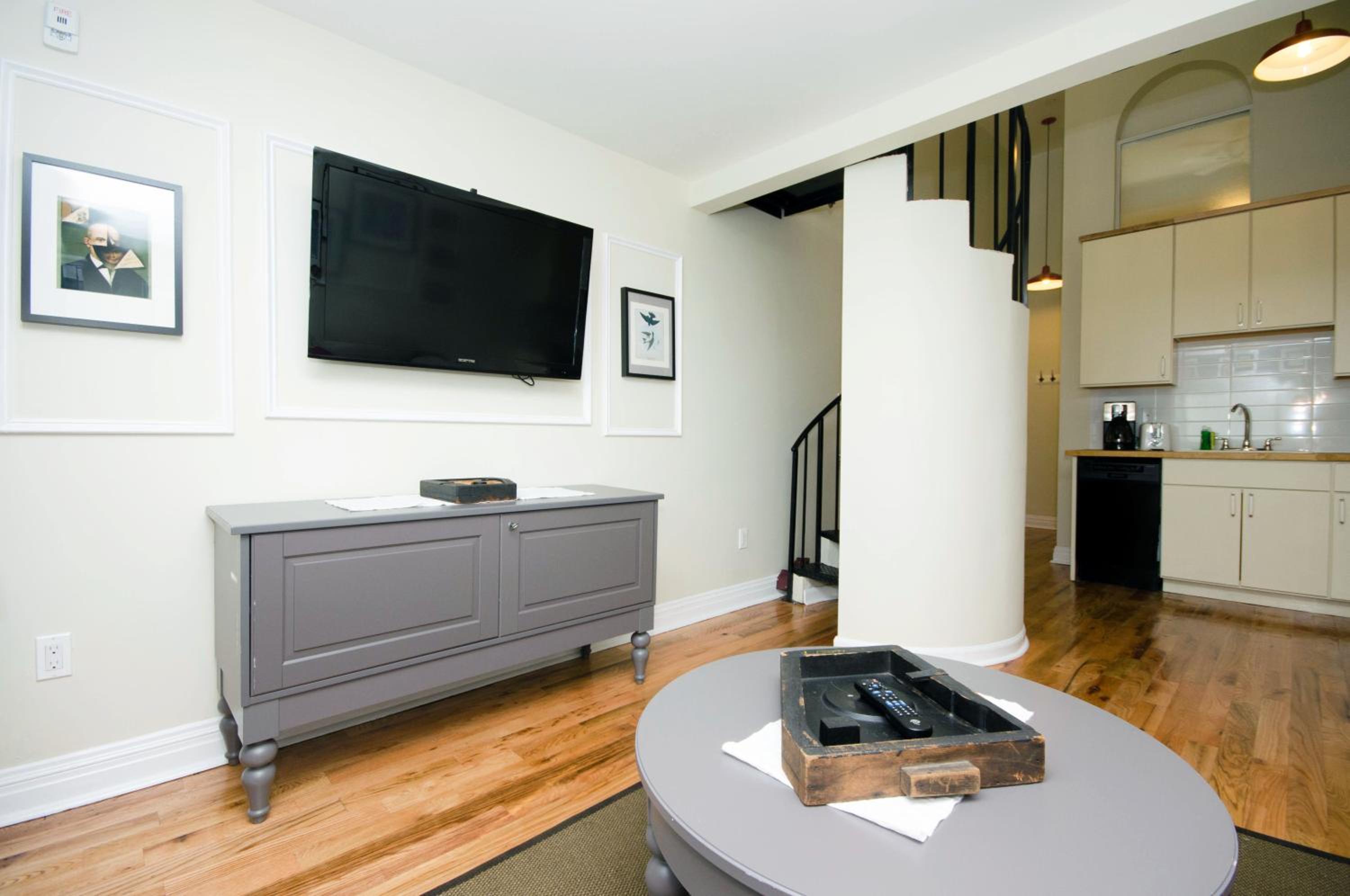 Duplex Loft Suite - Photo 7