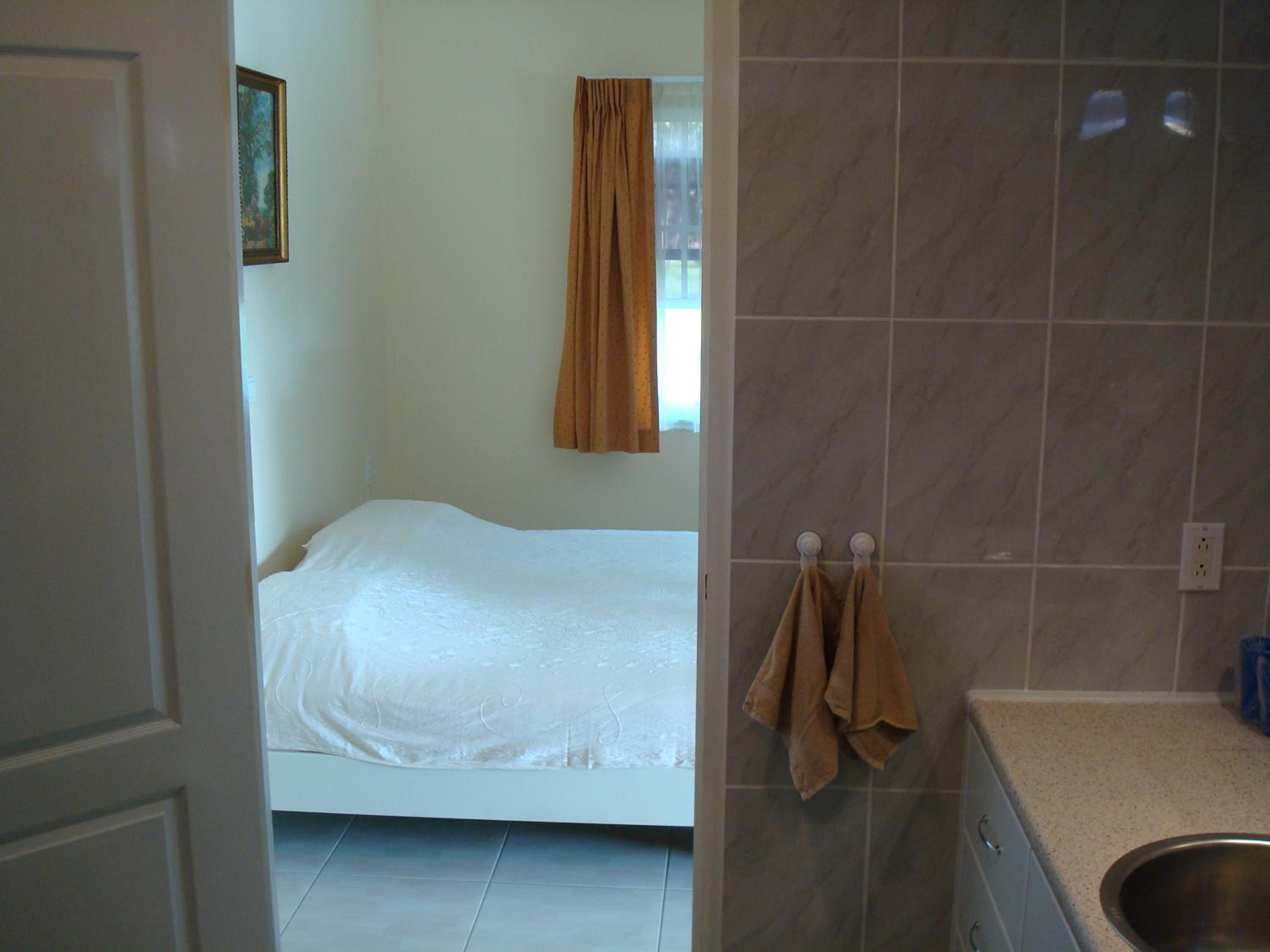 One-Bedroom Cottage