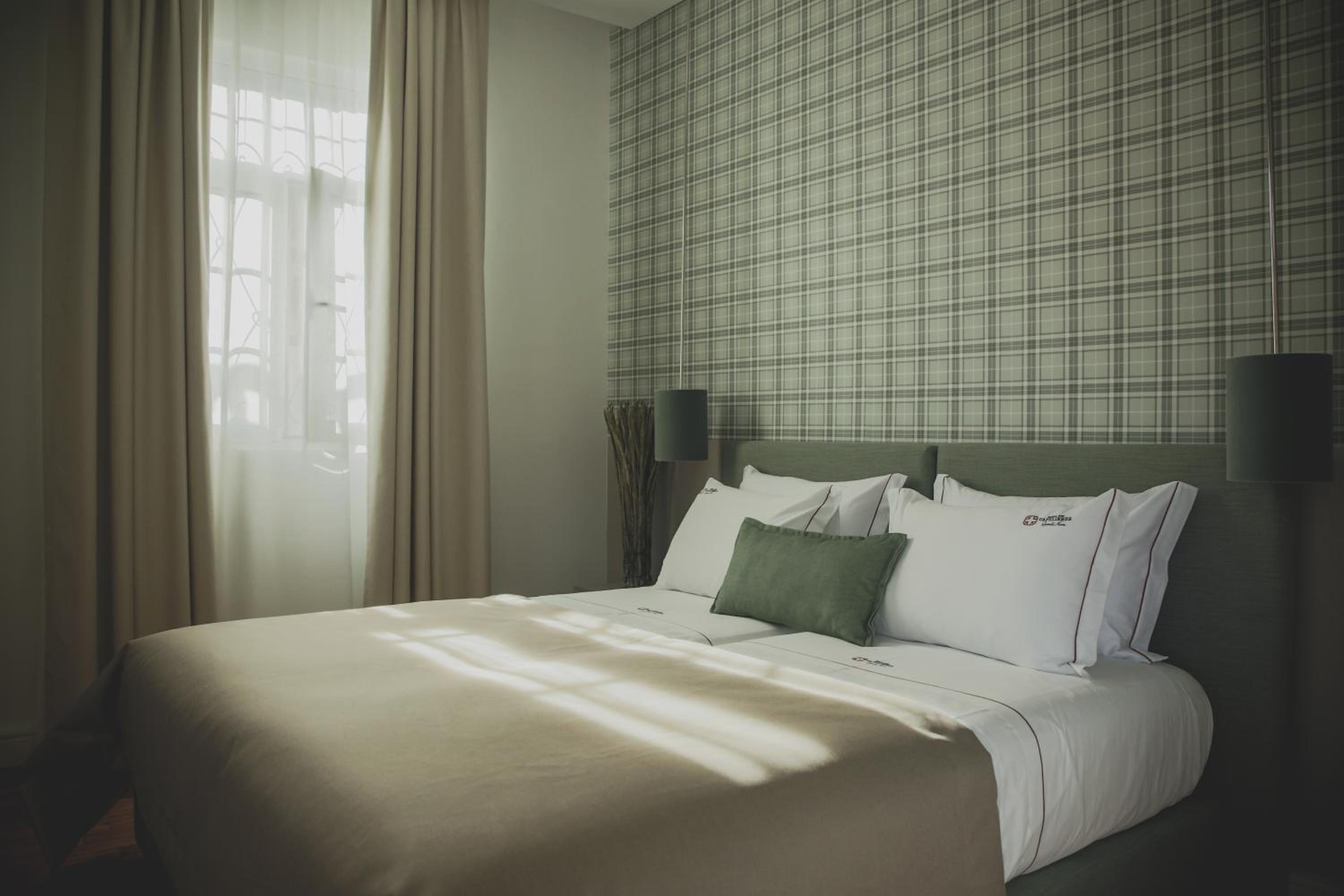Standard Double Suite