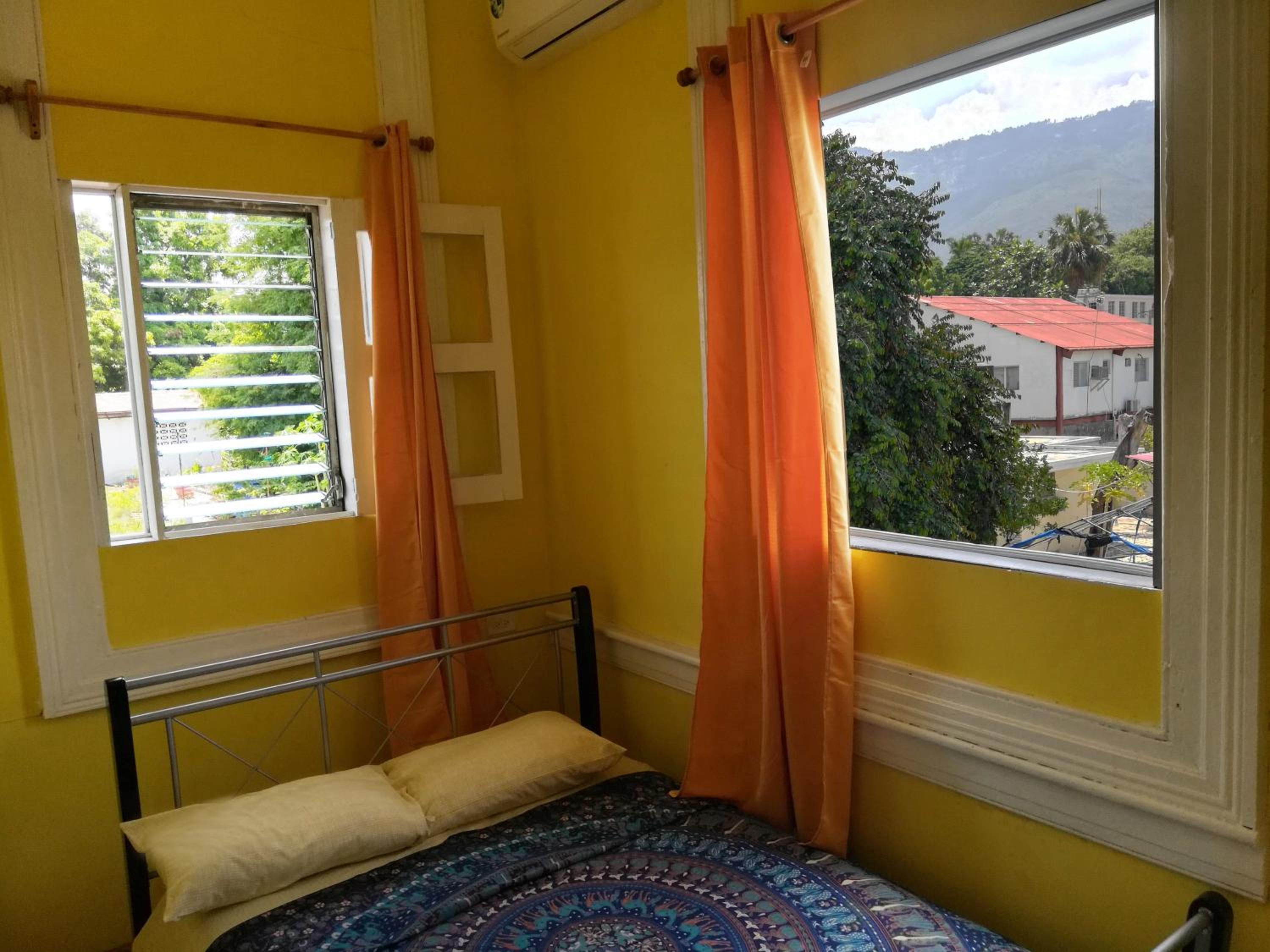 Budget Double Room photo 1